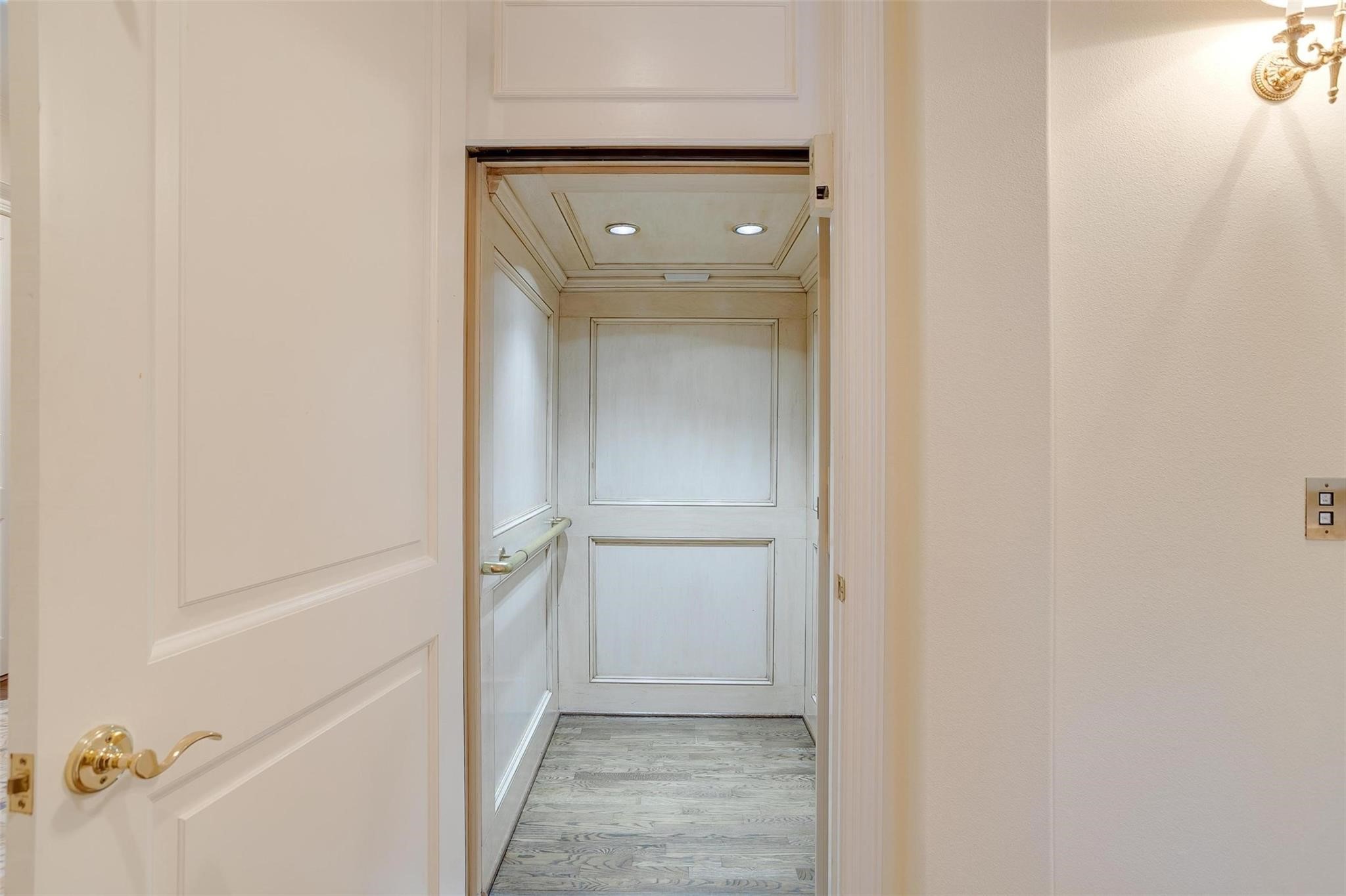 6805 Laurel Valley Drive