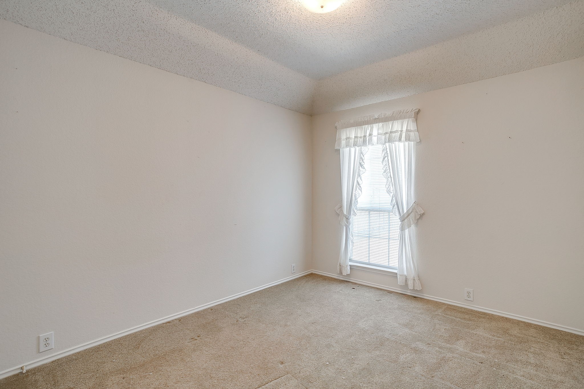 1104 Whistle Stop Drive