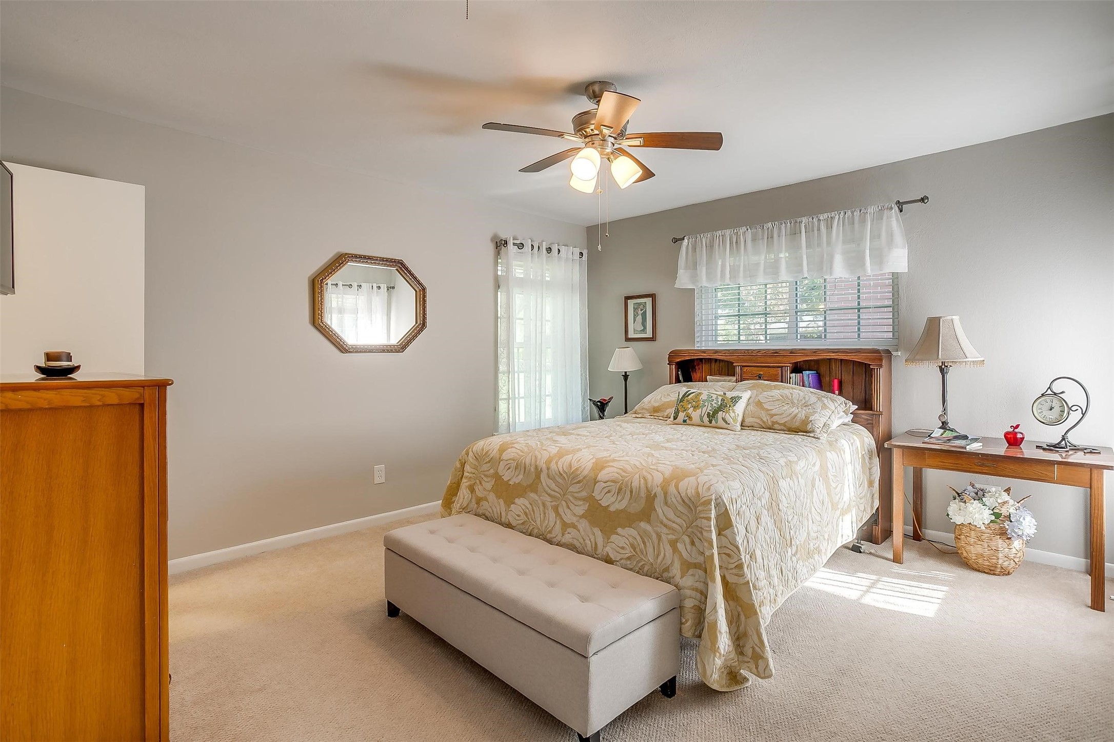 5805 Circular Drive