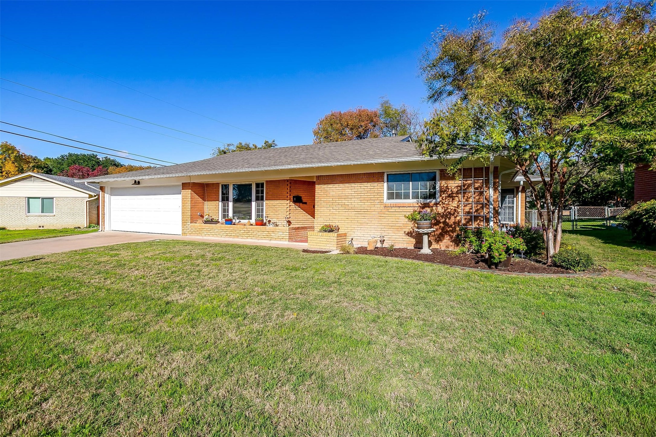 5805 Circular Drive