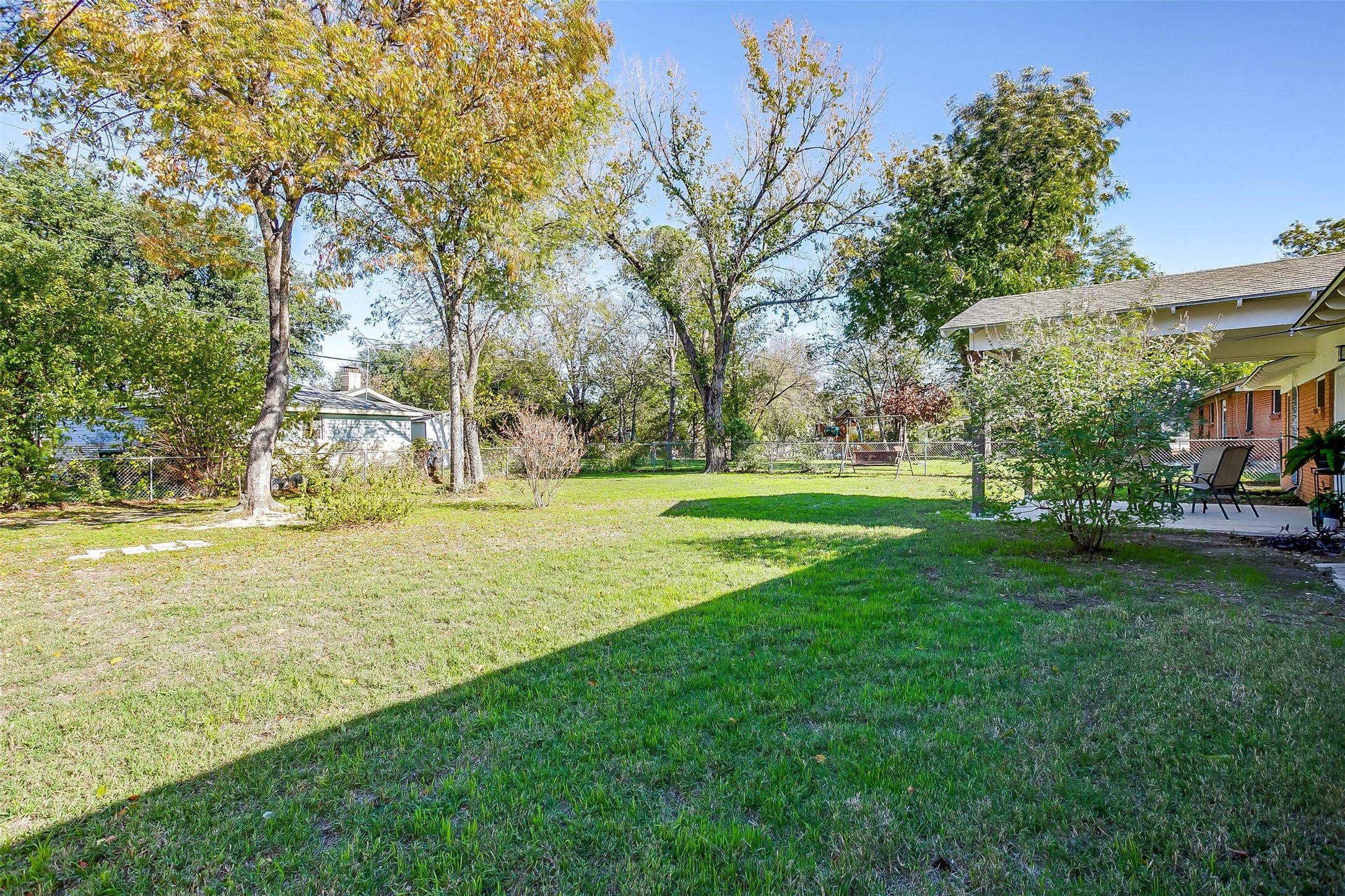 5805 Circular Drive