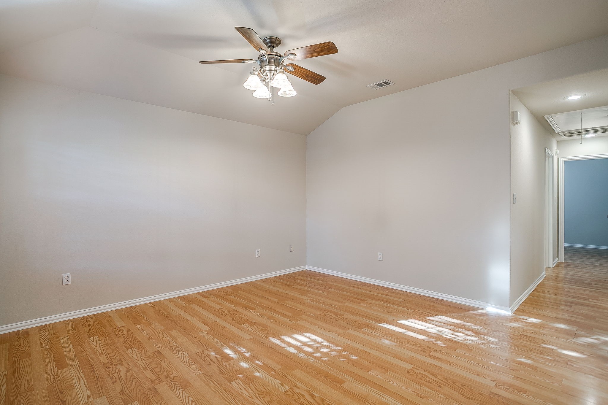 109 Briarwood Drive