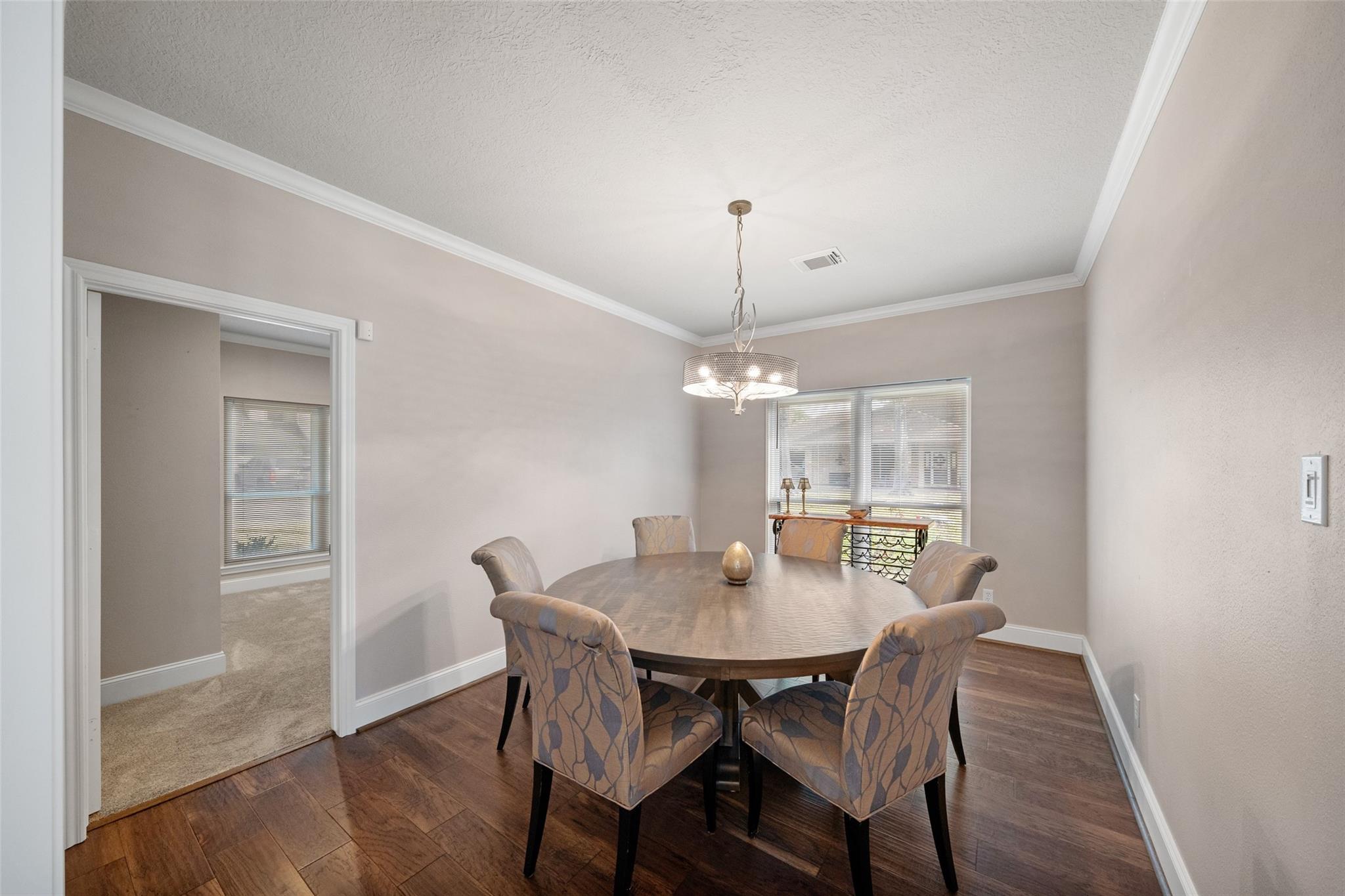 20256 Ivy Point Circle