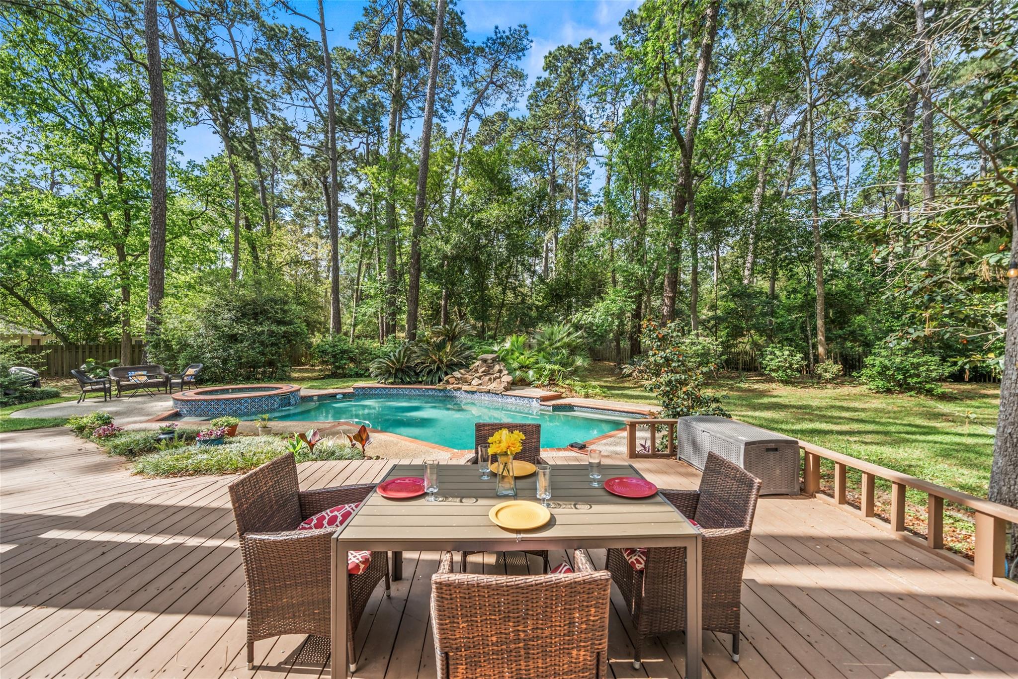 2918 Kings Forest Drive
