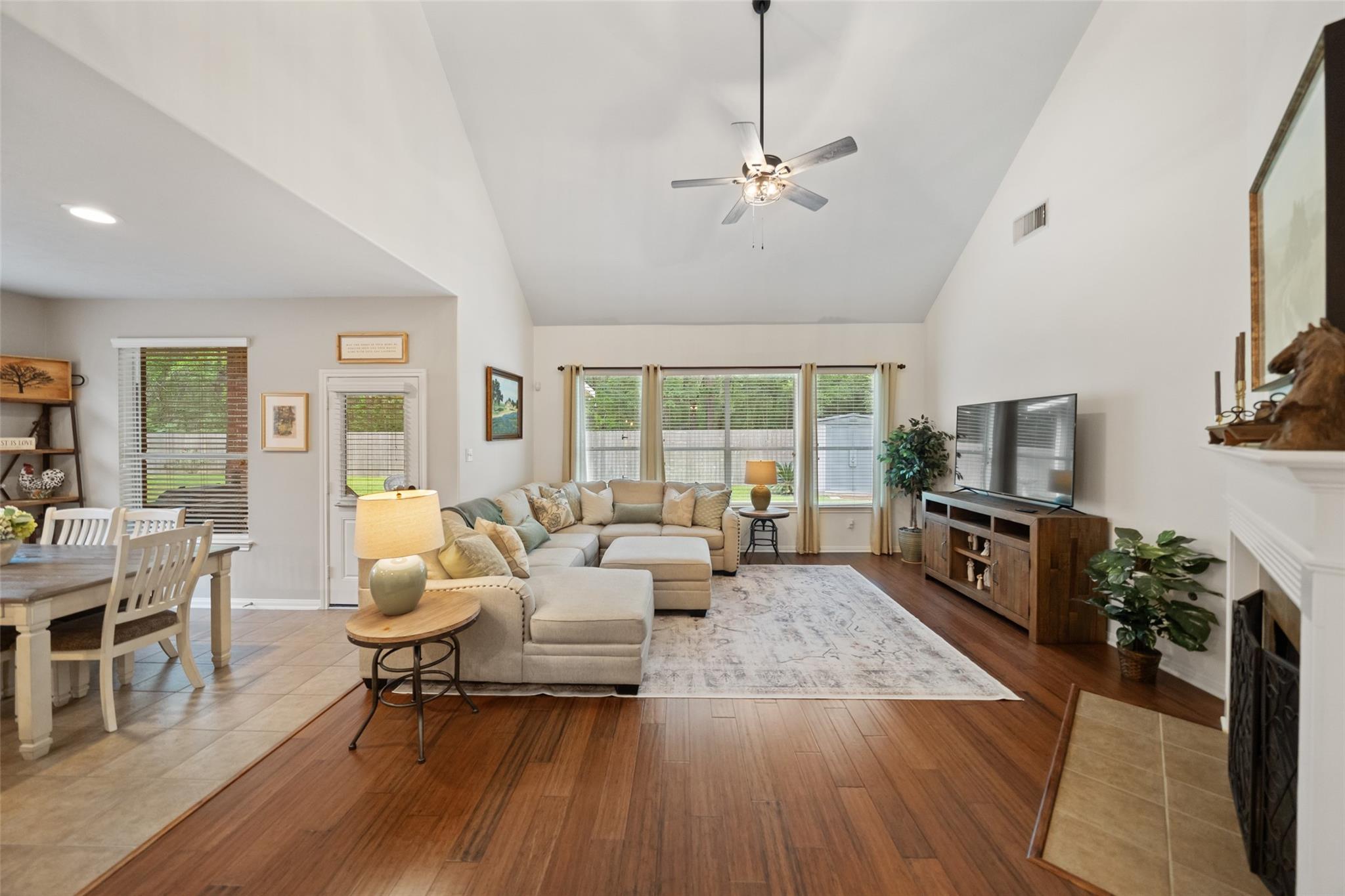 18118 Outback Lakes Trail