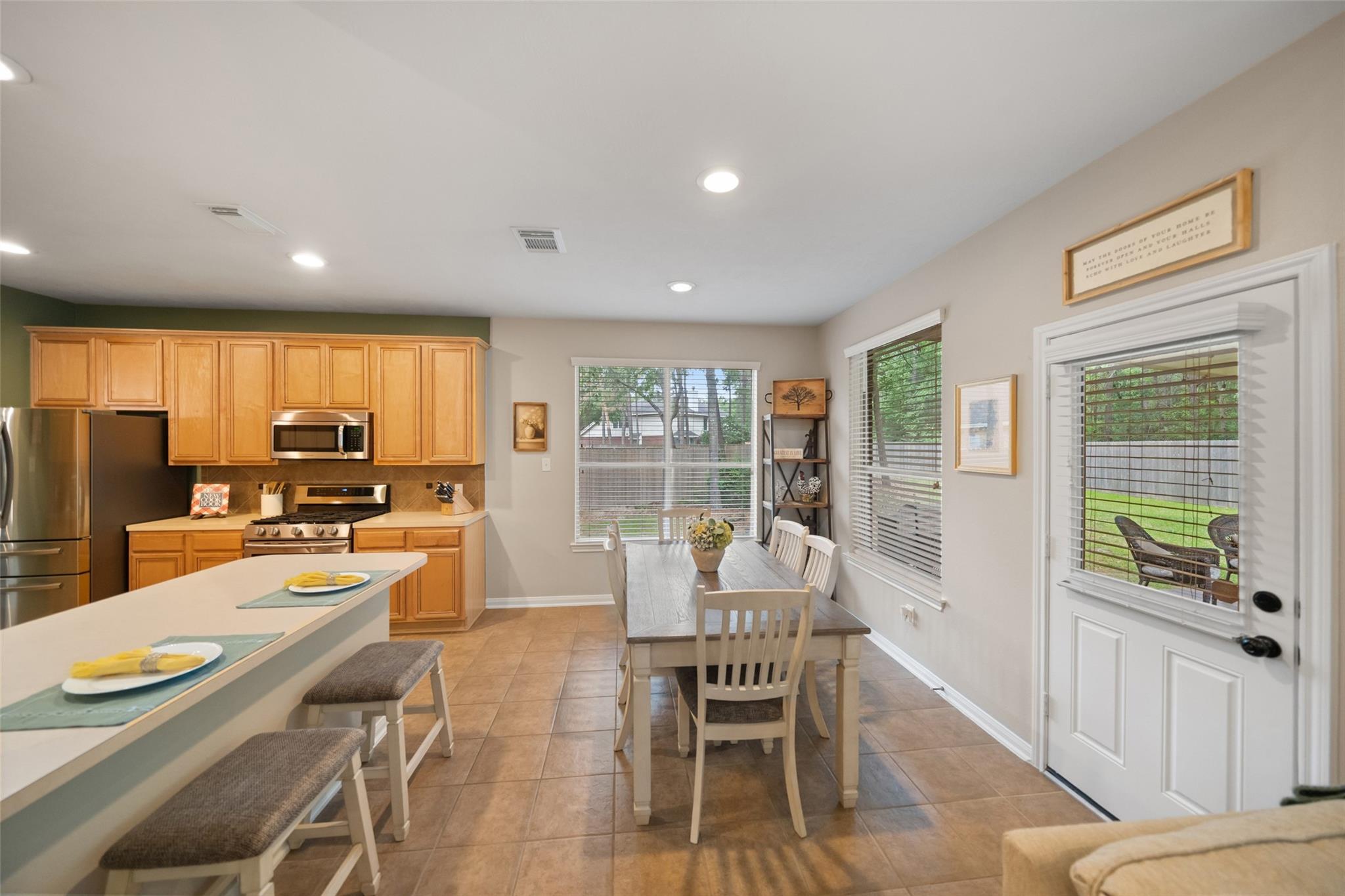 18118 Outback Lakes Trail