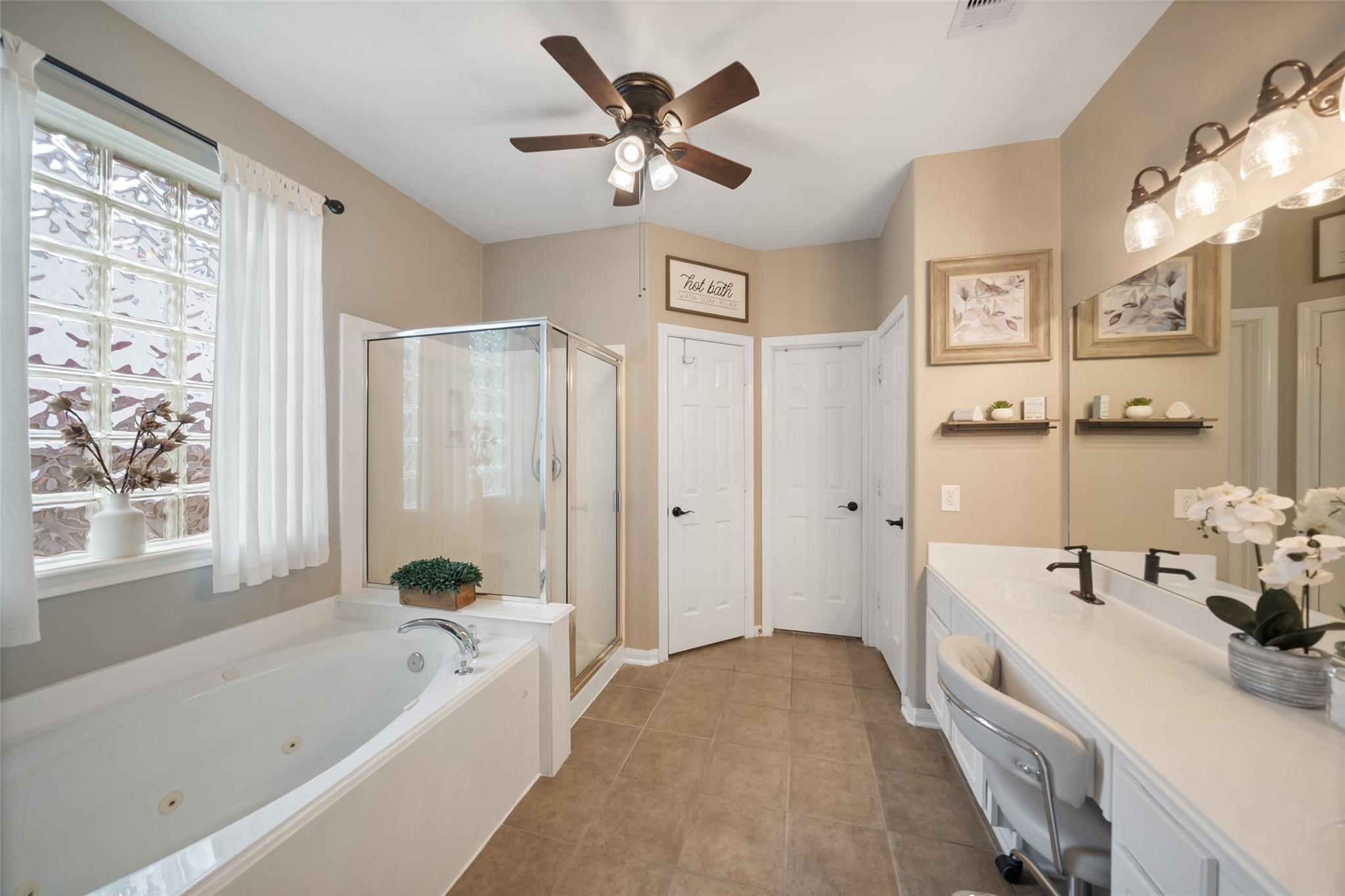 18118 Outback Lakes Trail