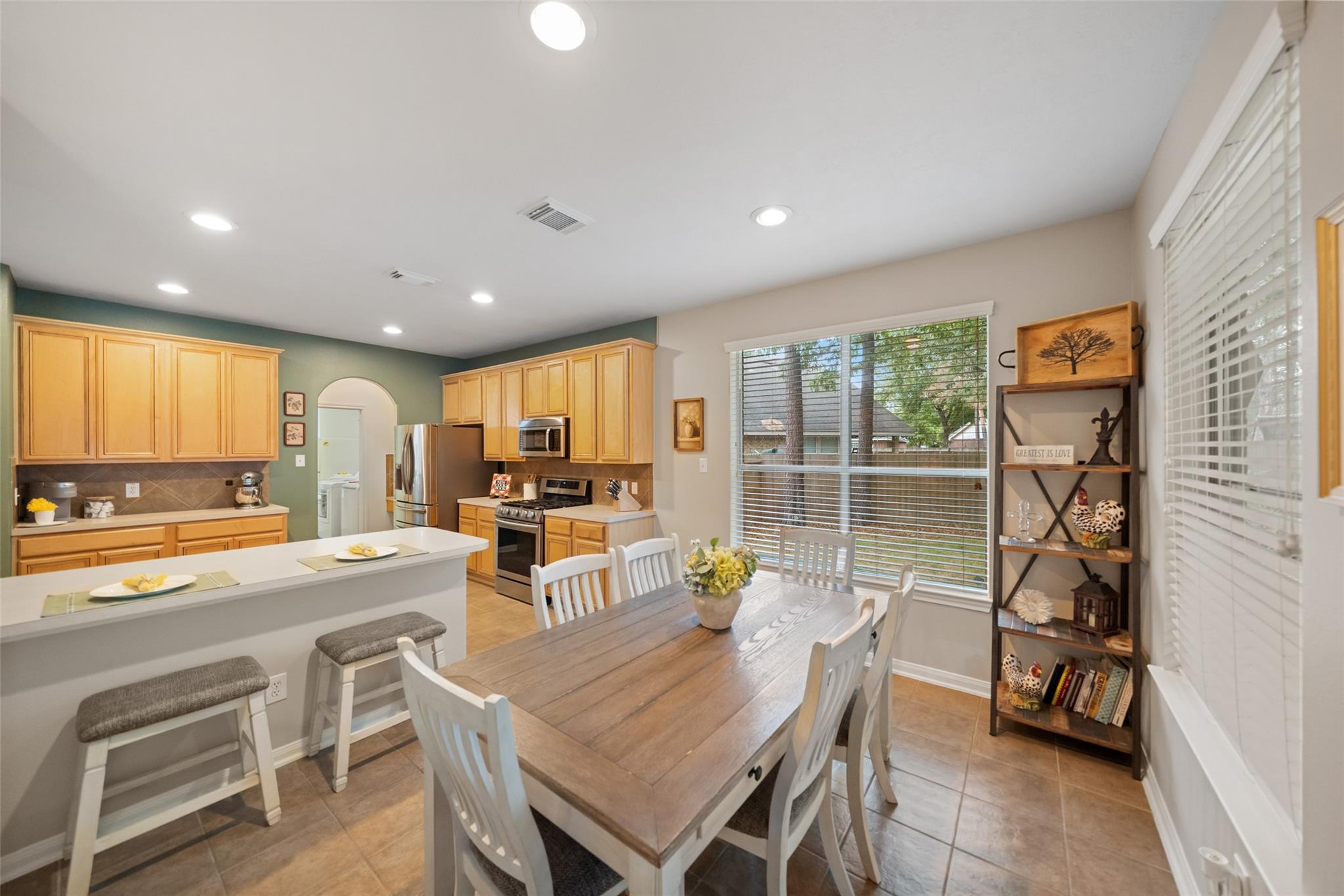 18118 Outback Lakes Trail