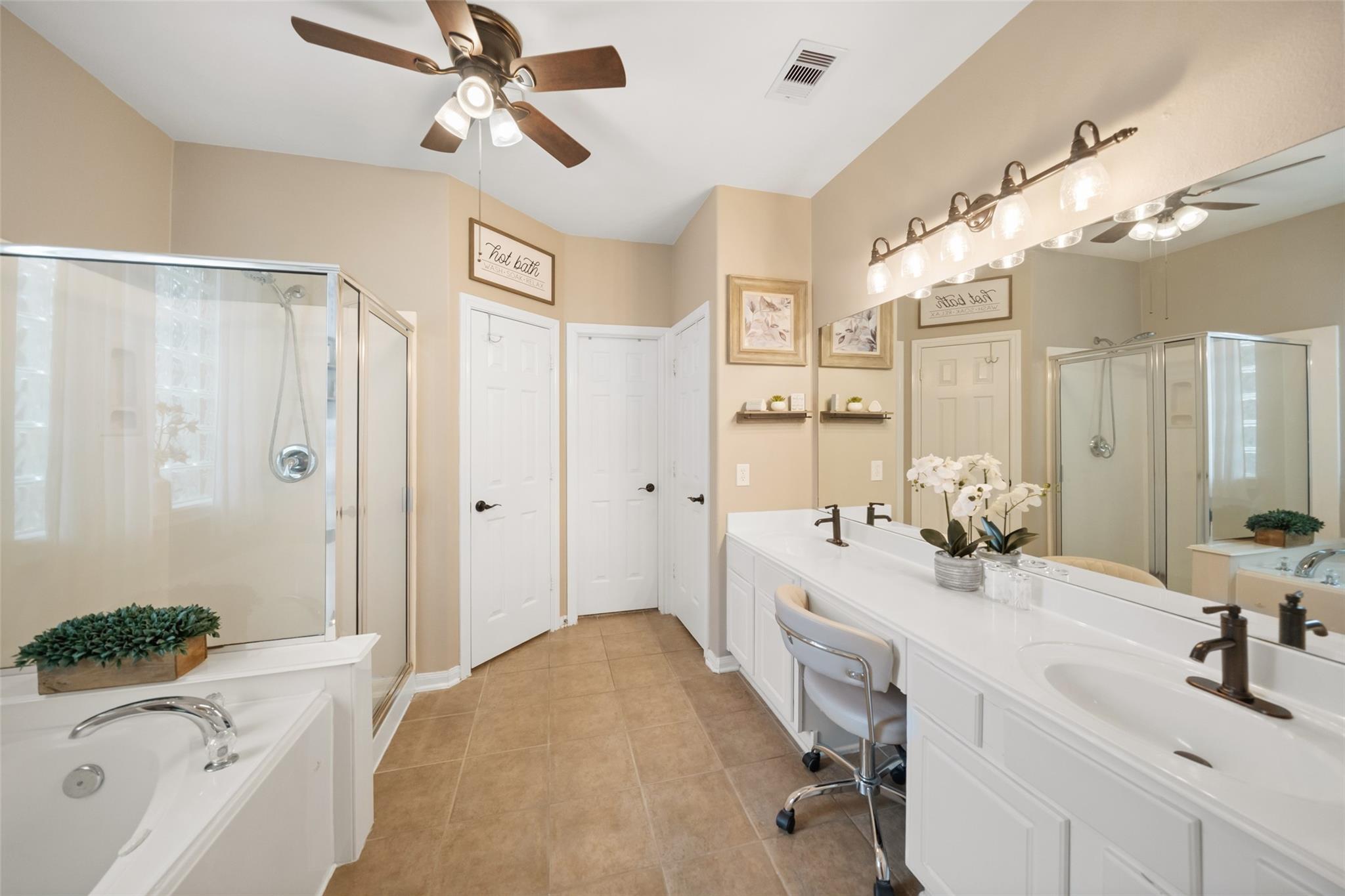 18118 Outback Lakes Trail