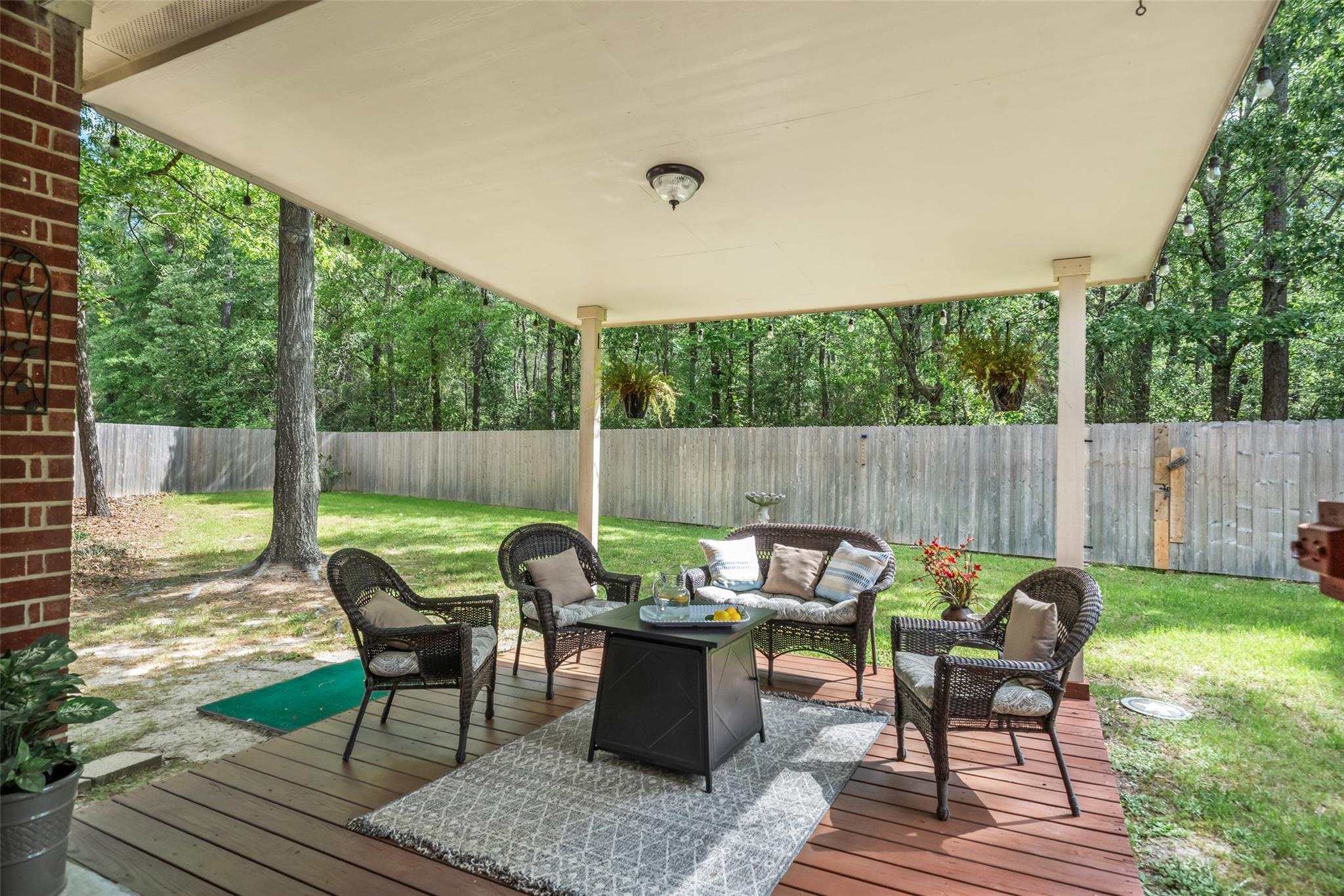 18118 Outback Lakes Trail