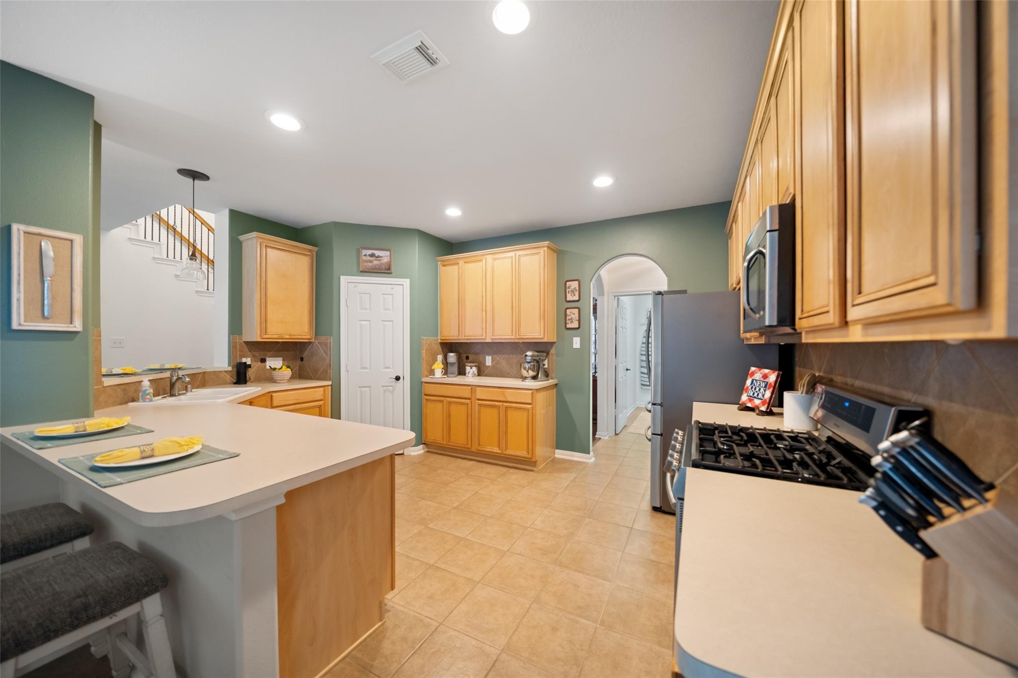 18118 Outback Lakes Trail