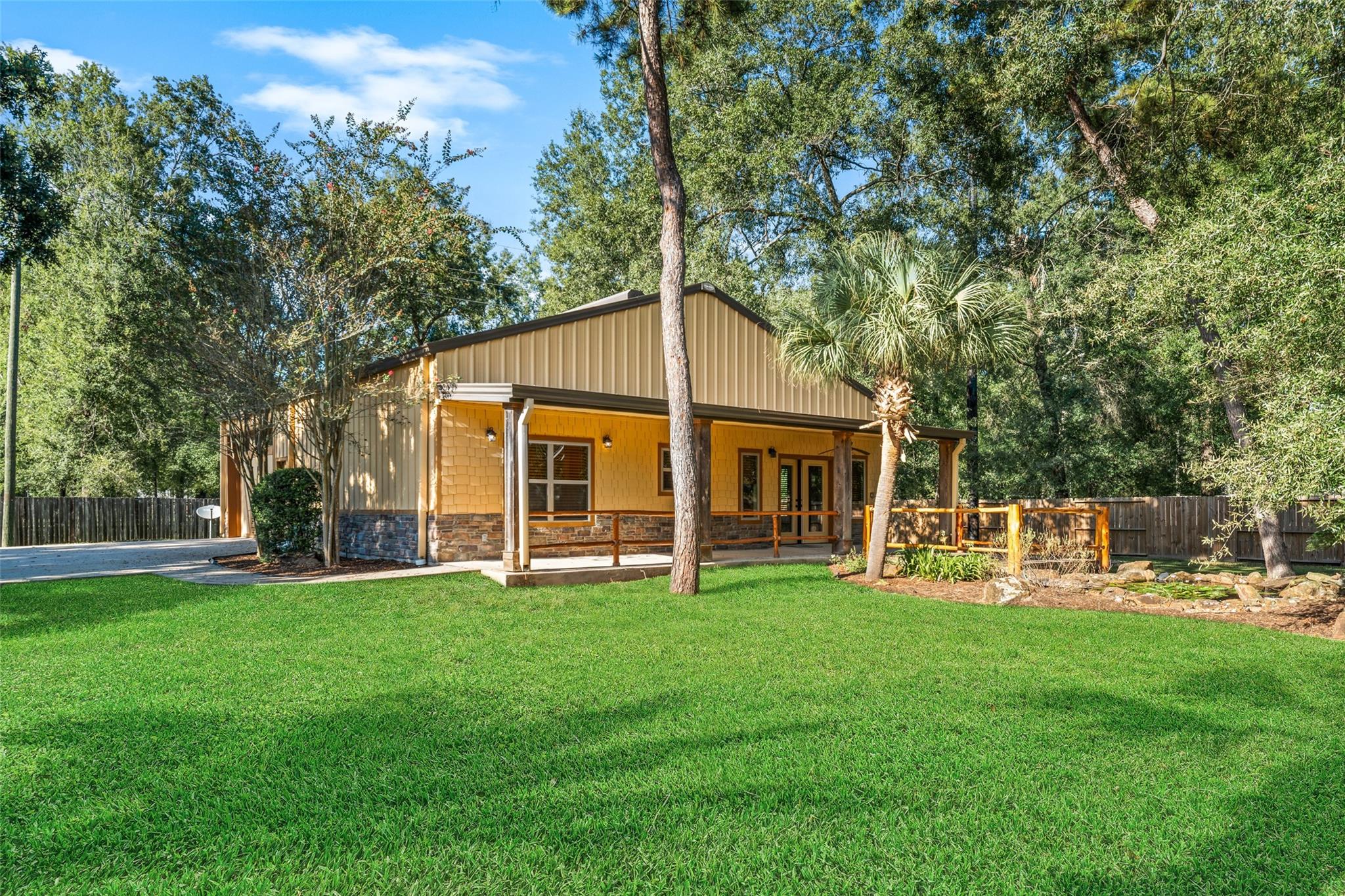 21710 Pino Lane