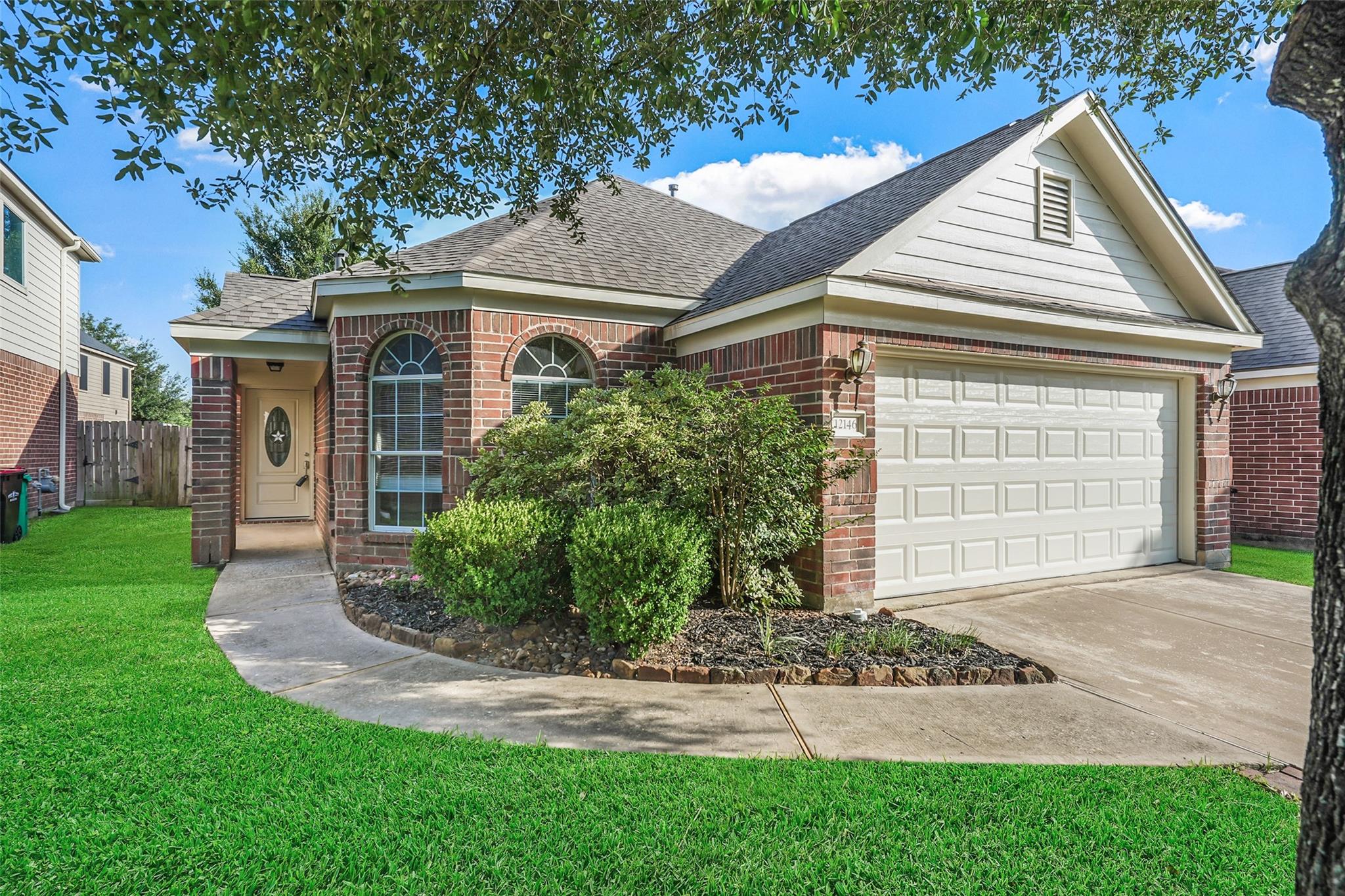 12146 Glen Crossing Circle
