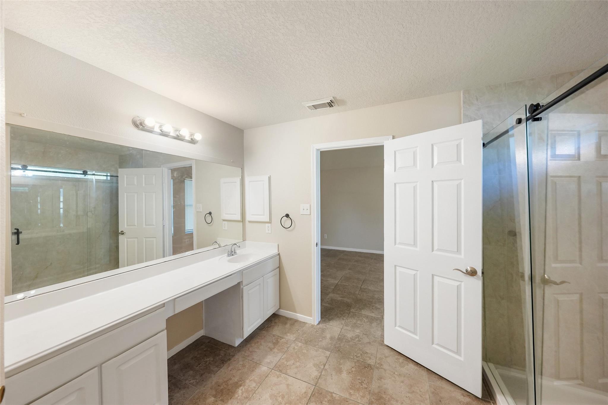 12146 Glen Crossing Circle