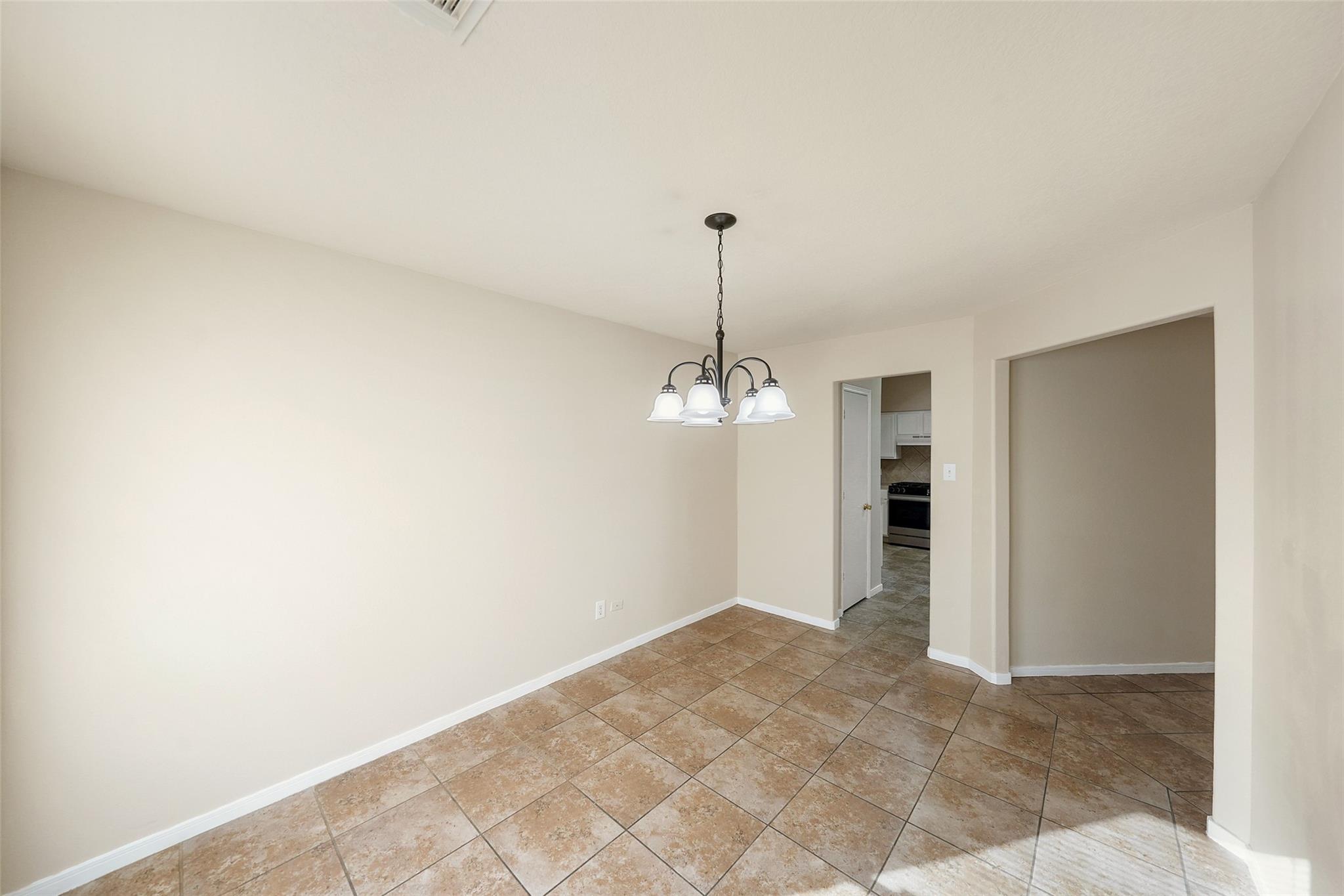 12146 Glen Crossing Circle