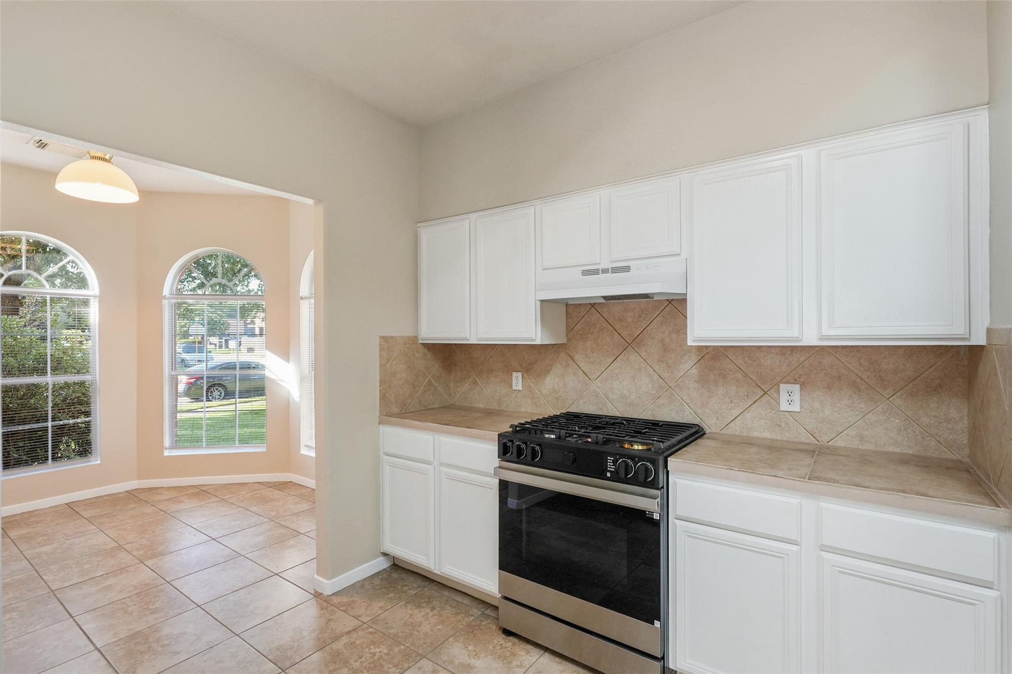 12146 Glen Crossing Circle