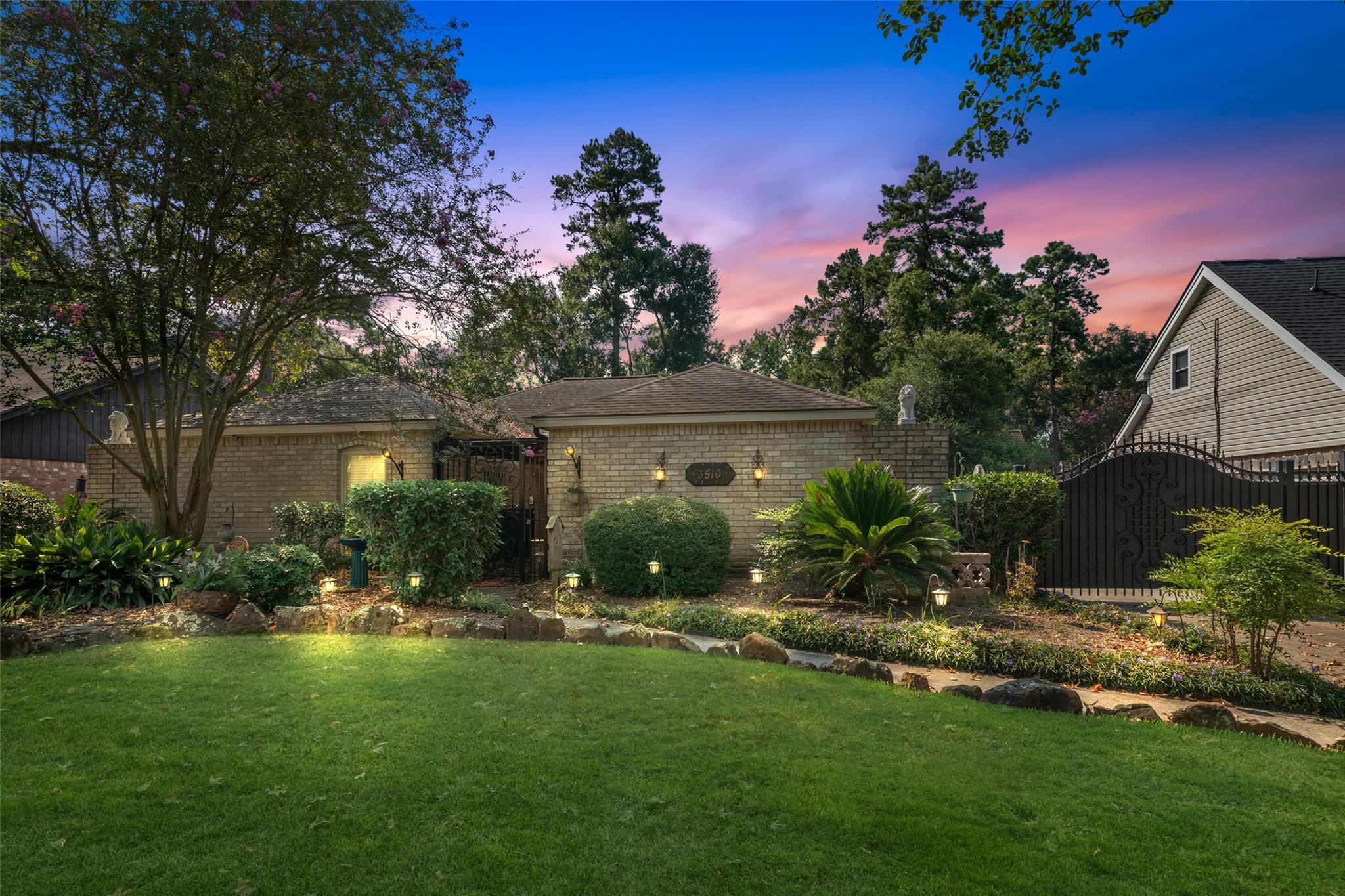 3510 Riverwood Park Drive