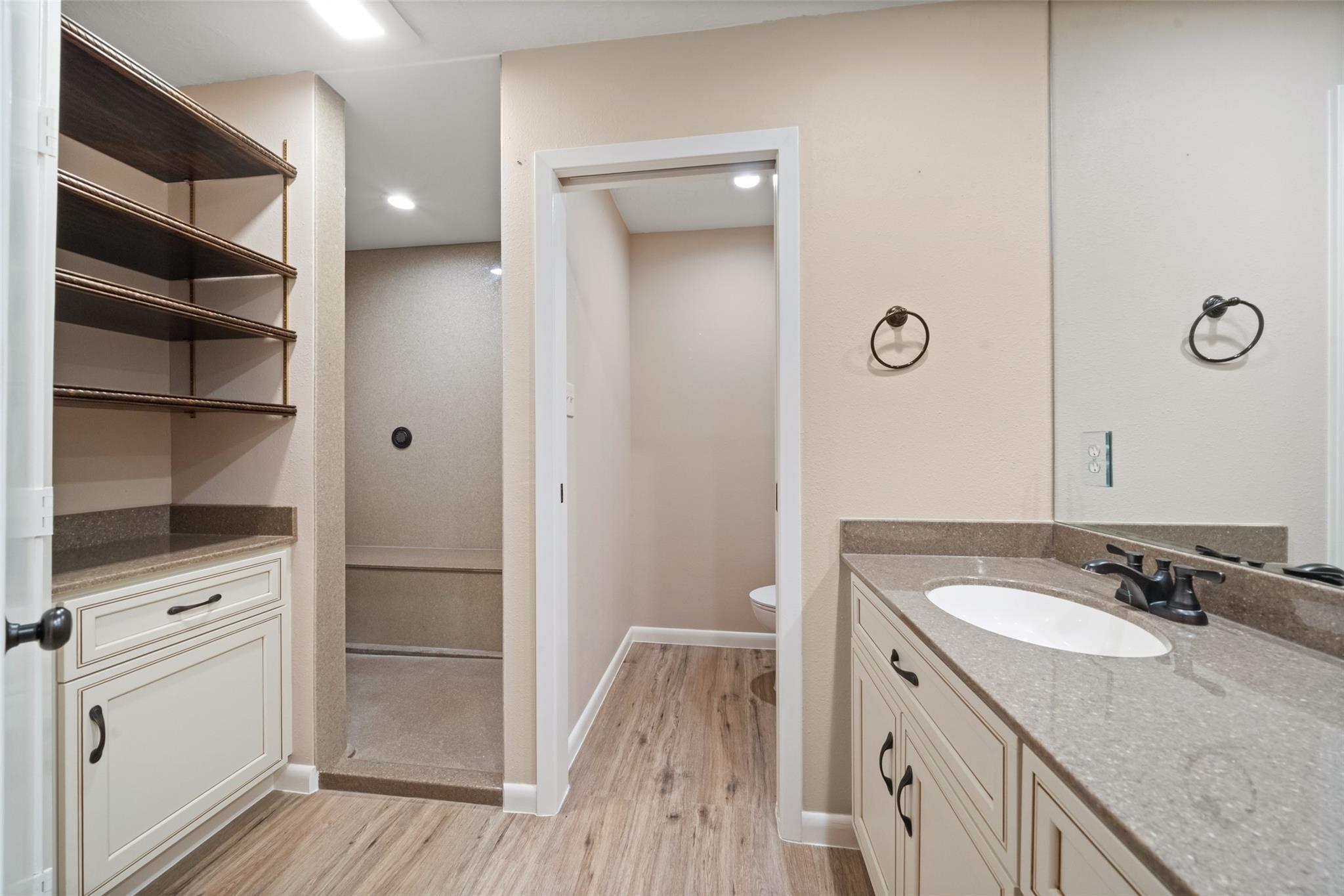 3510 Riverwood Park Drive
