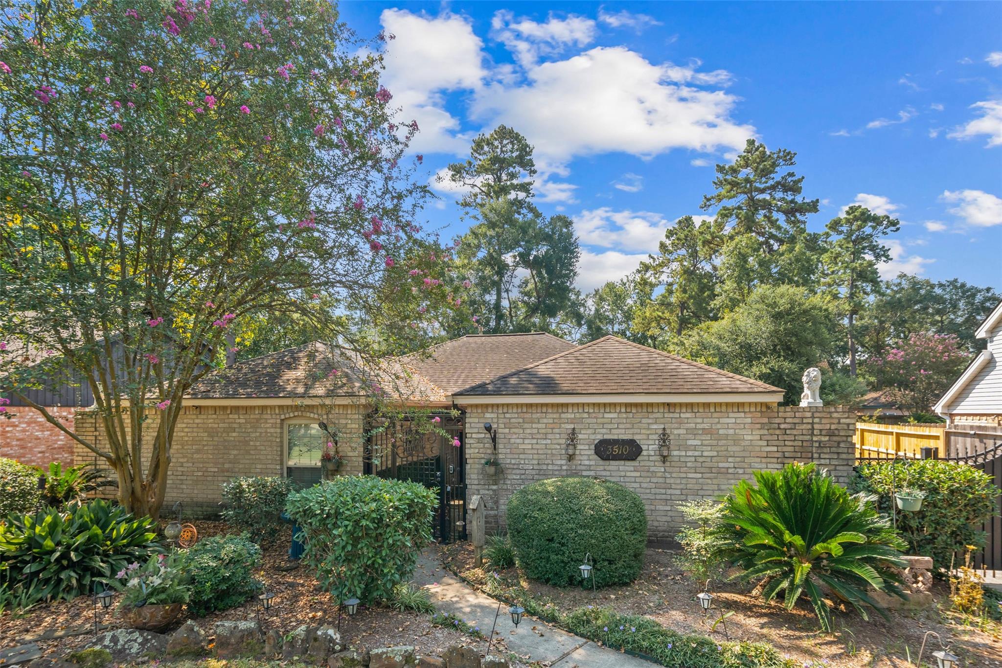 3510 Riverwood Park Drive