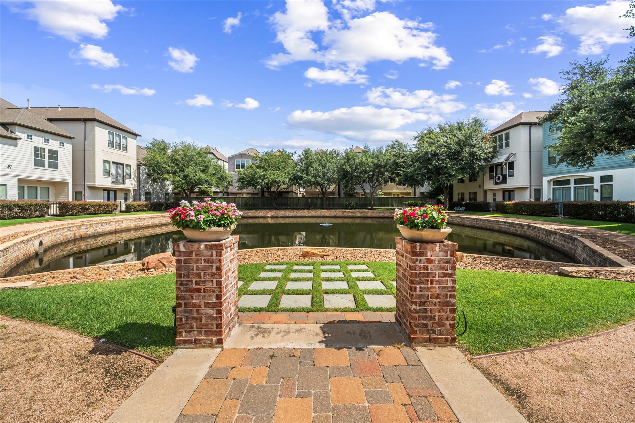 1129 Sherwood Run