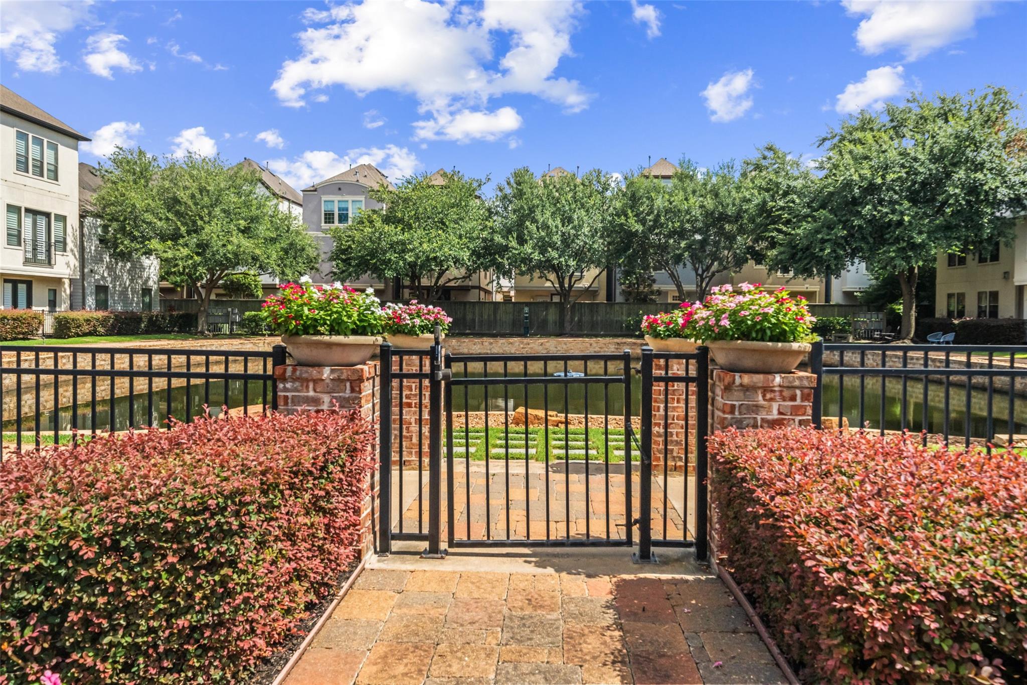 1129 Sherwood Run