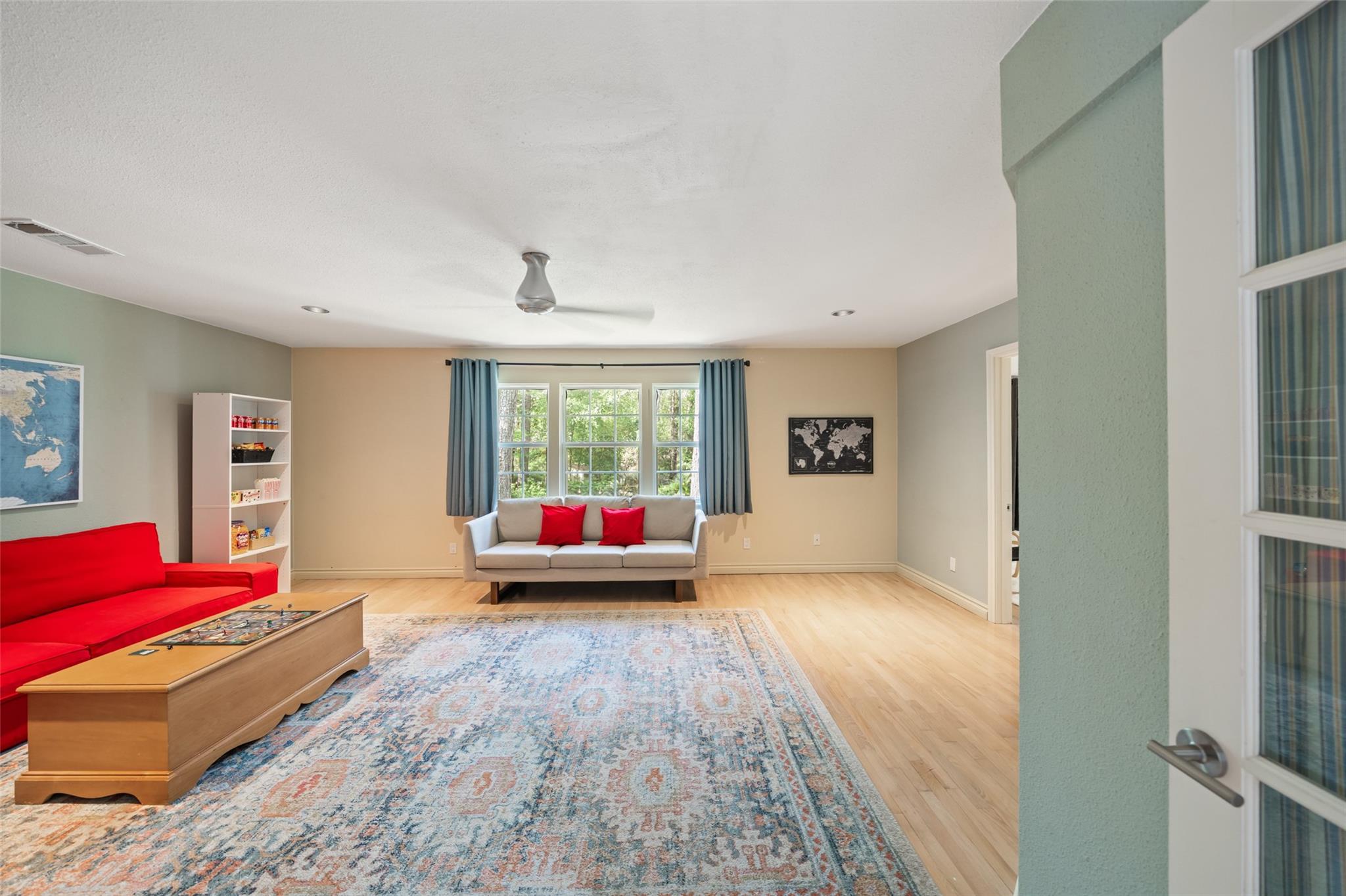 2918 Kings Forest Drive