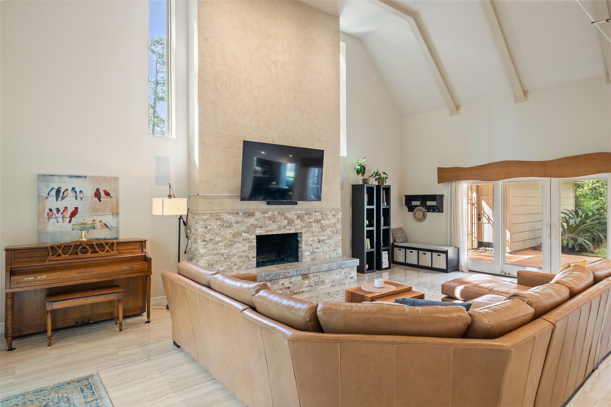 2918 Kings Forest Drive