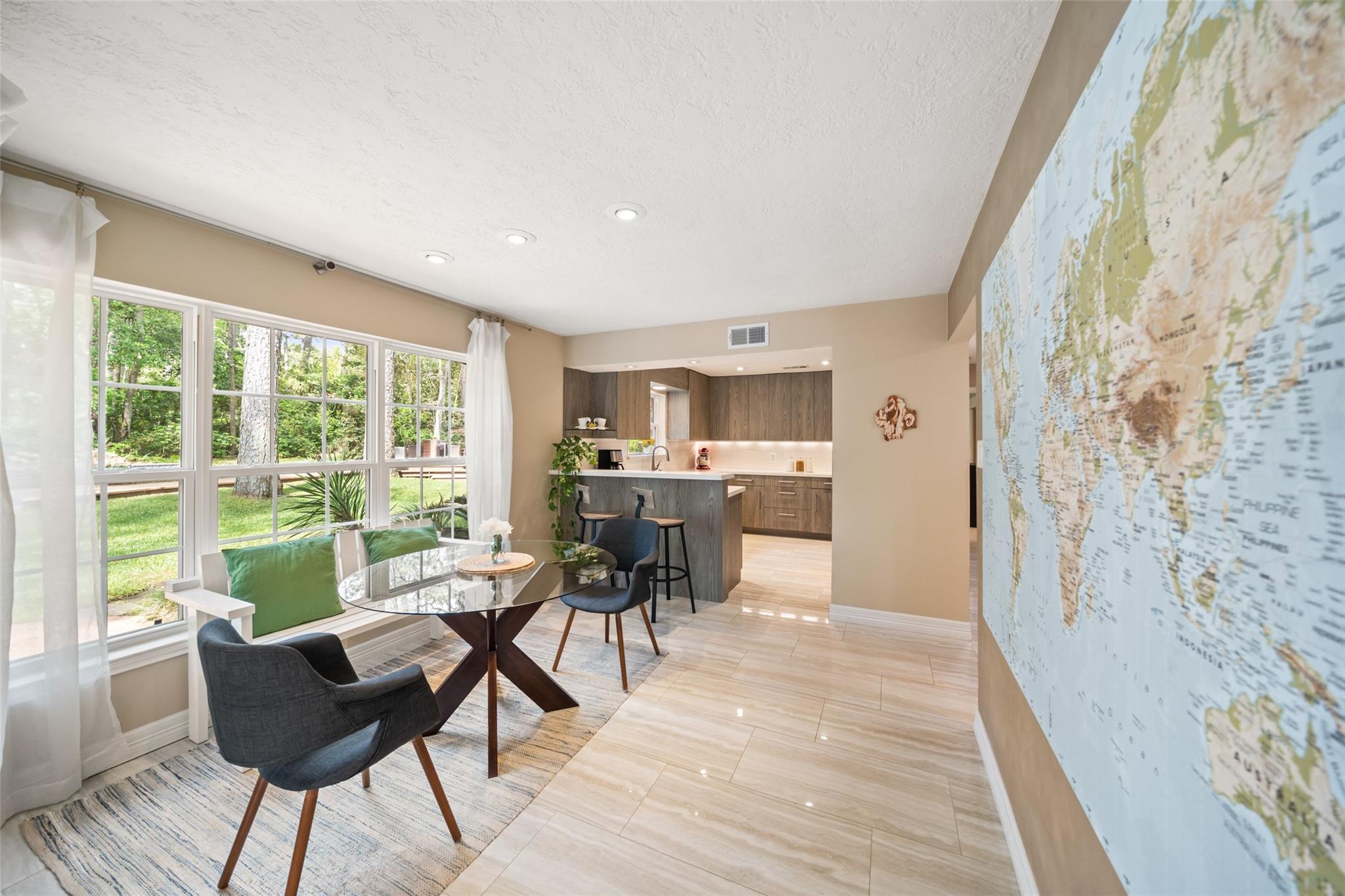 2918 Kings Forest Drive