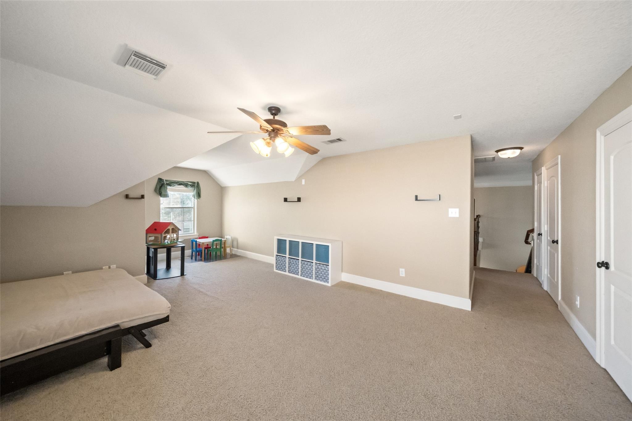 8818 Silver Yacht Drive