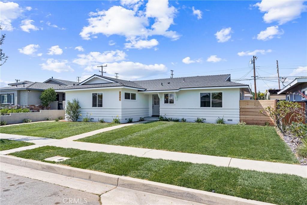 2241 Oakland Drive