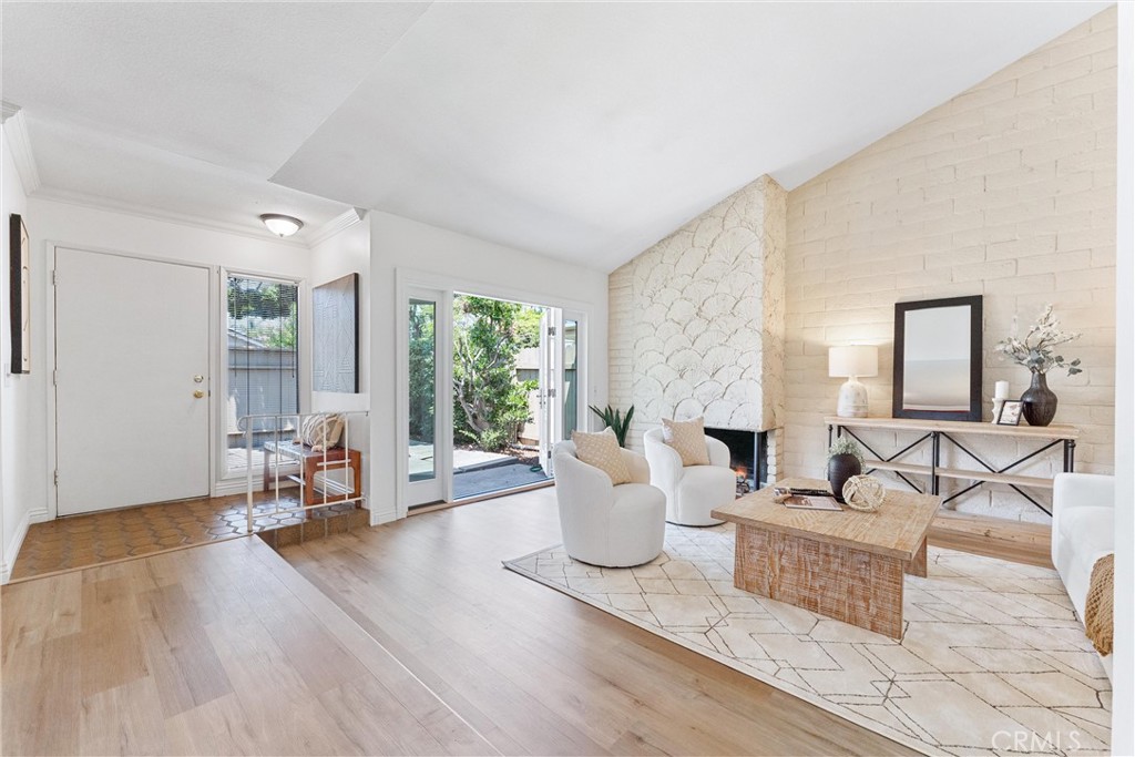 3000 Persimmon Place