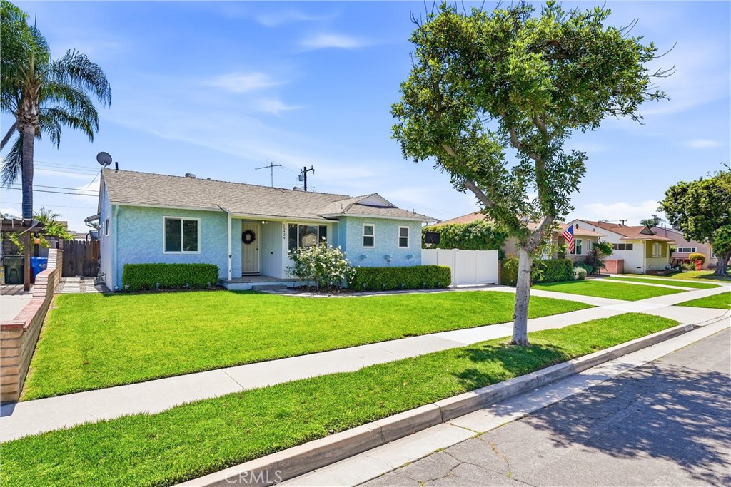 15434 Woodcrest Drive