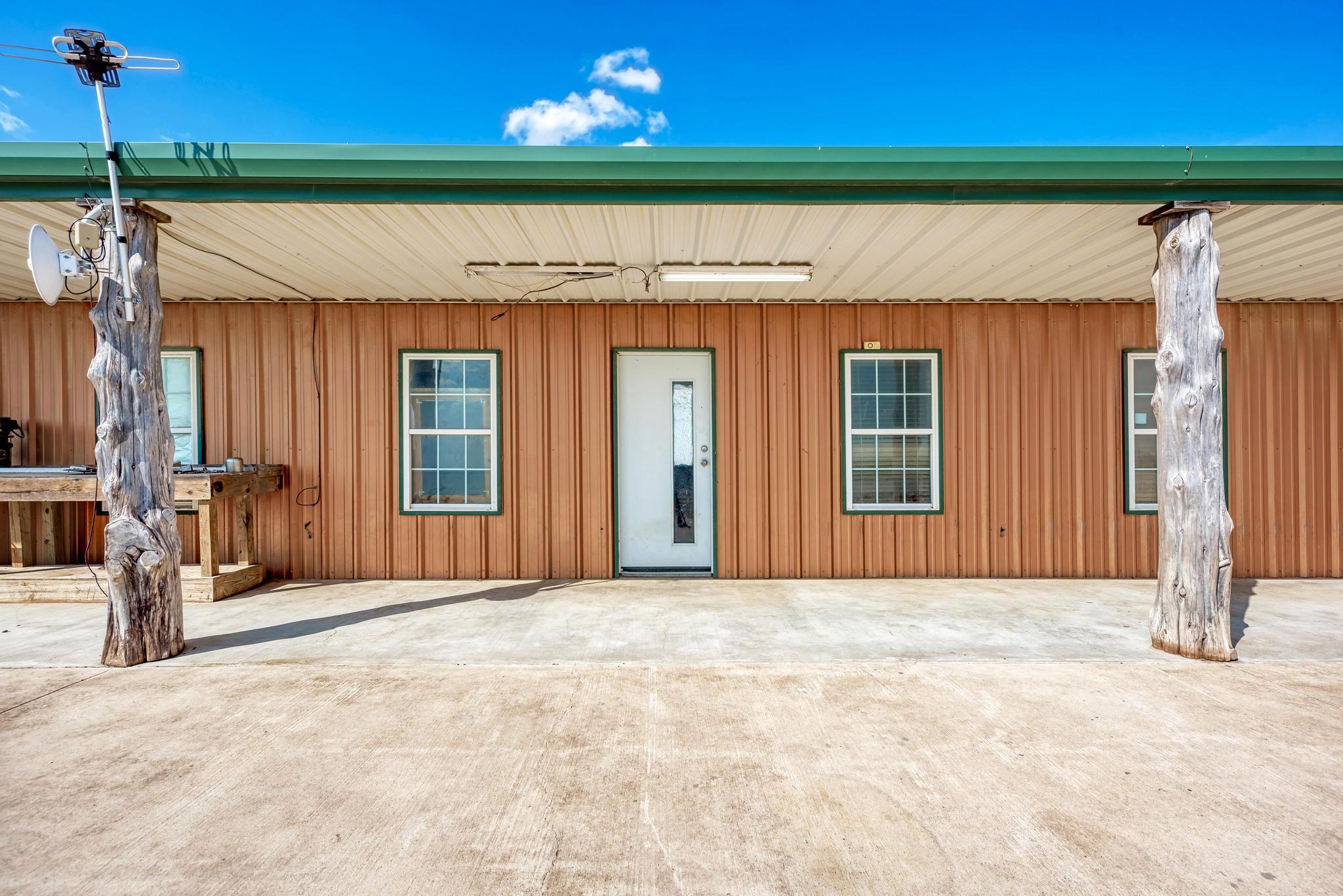 1155 County Road 304