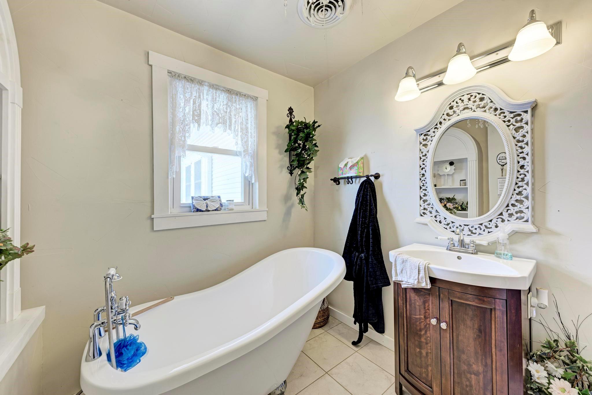 7800 County Road 210 RD