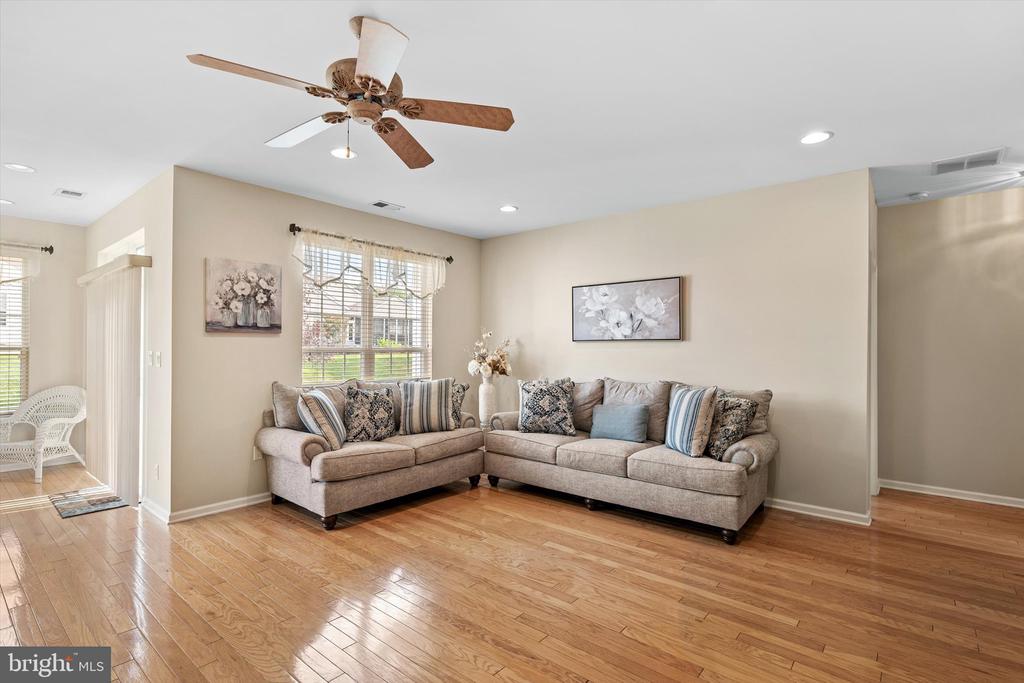87 CHAMBER LANE