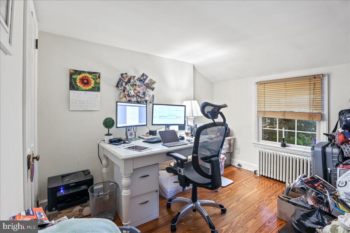 3 Woodbury Rd