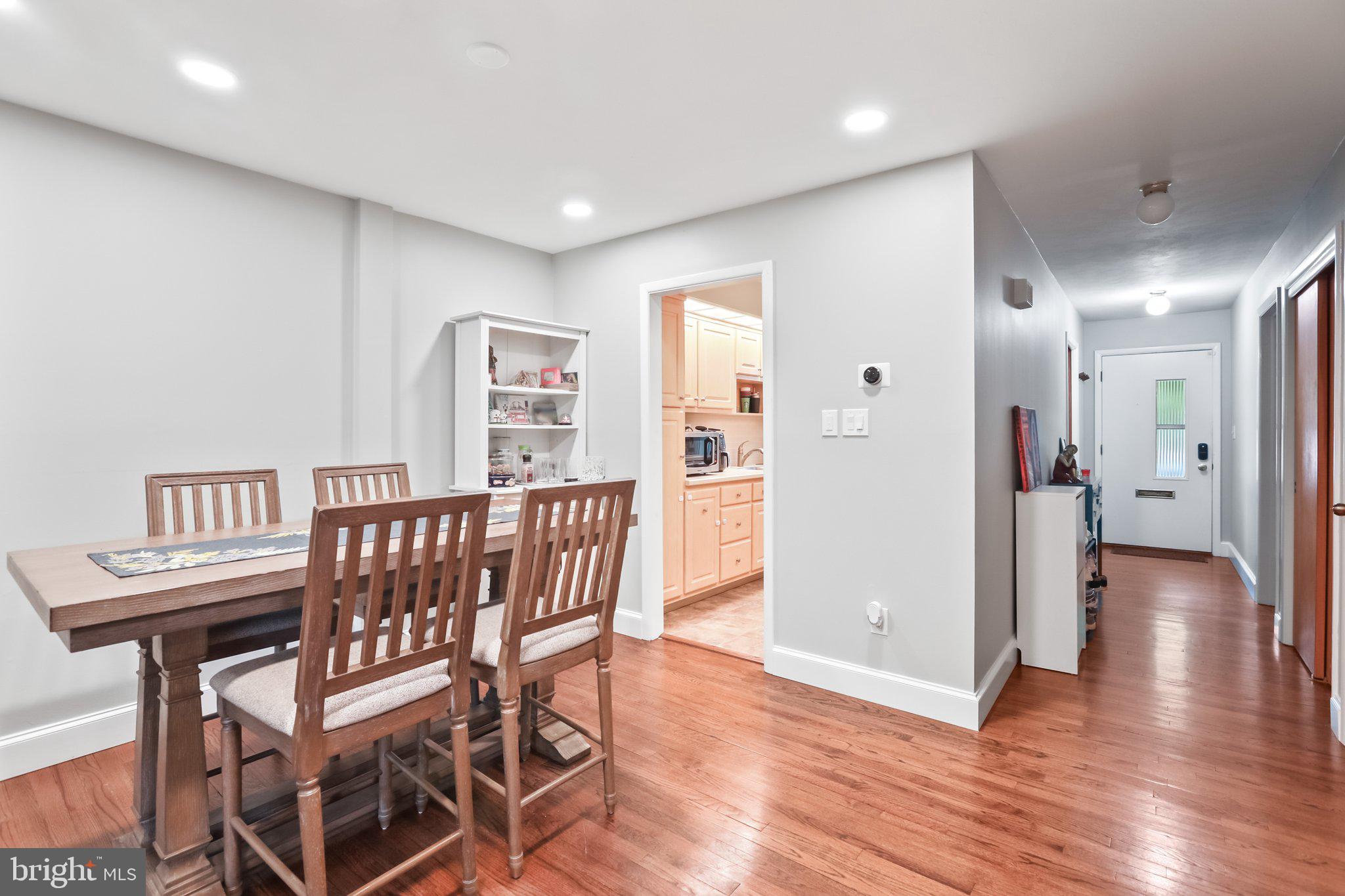 36 CAMERON CT