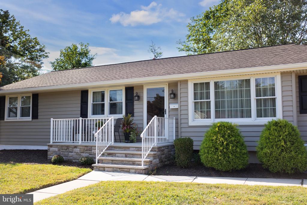 19 Macon Dr