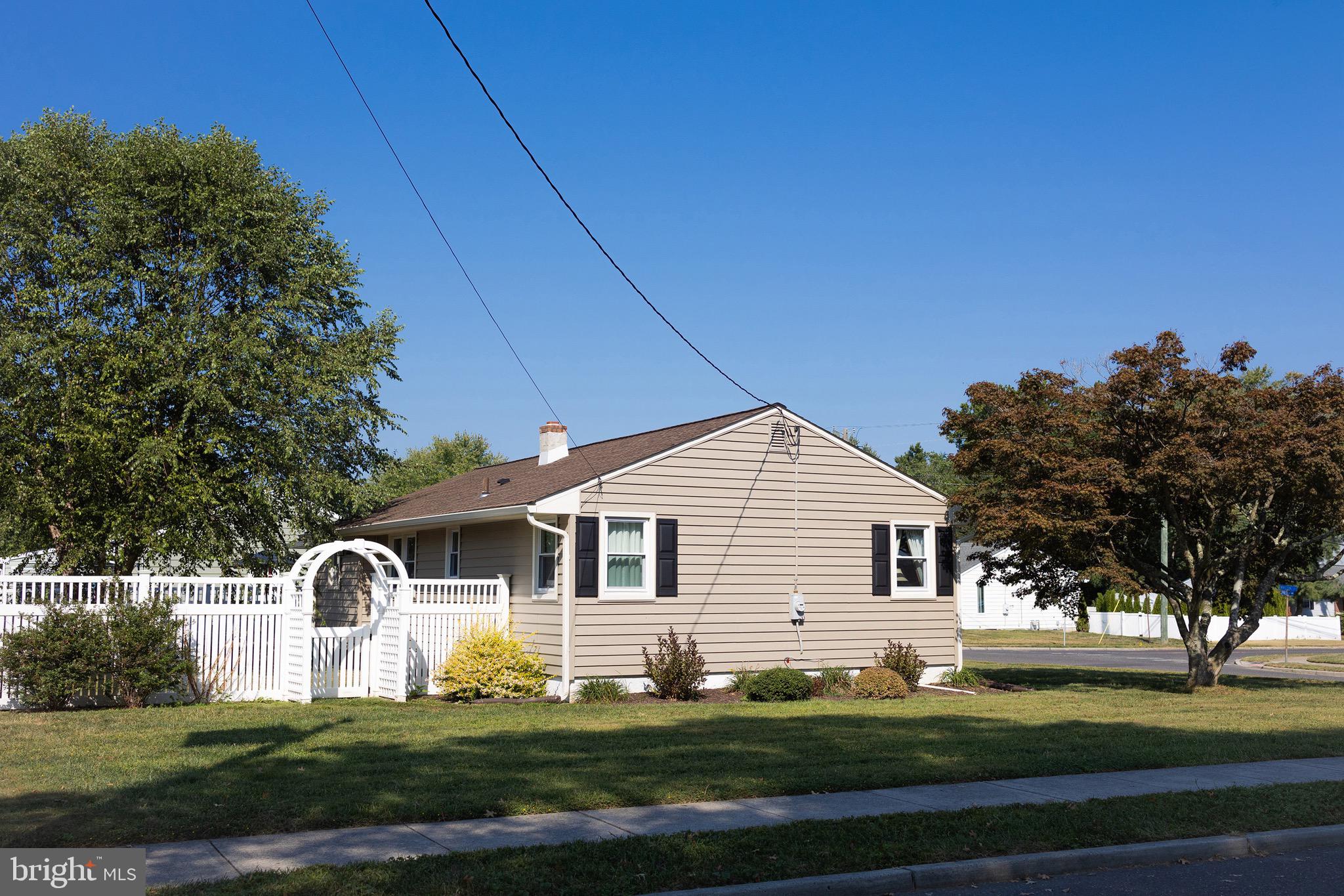 19 Macon Dr