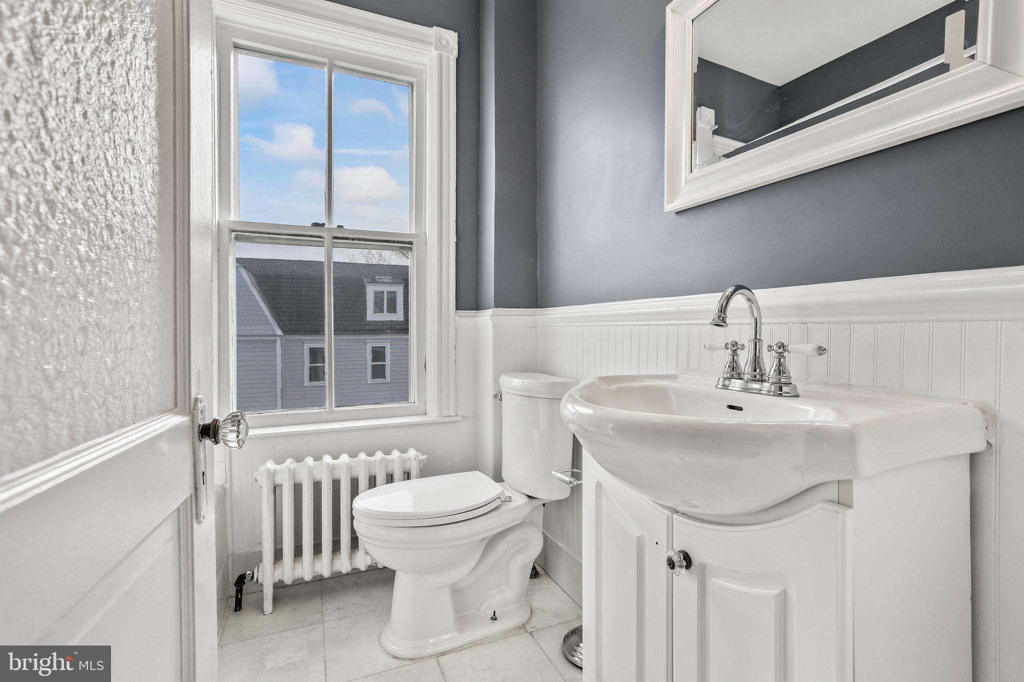 14-B MURRAY PL