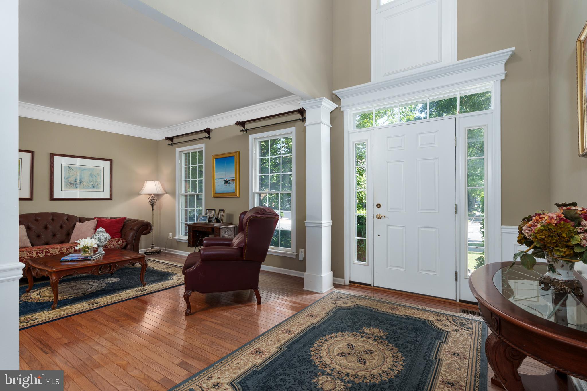 10 MEETINGHOUSE COURT