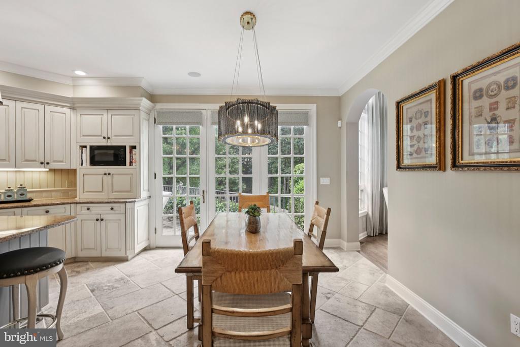 13 HAGEMAN LANE
