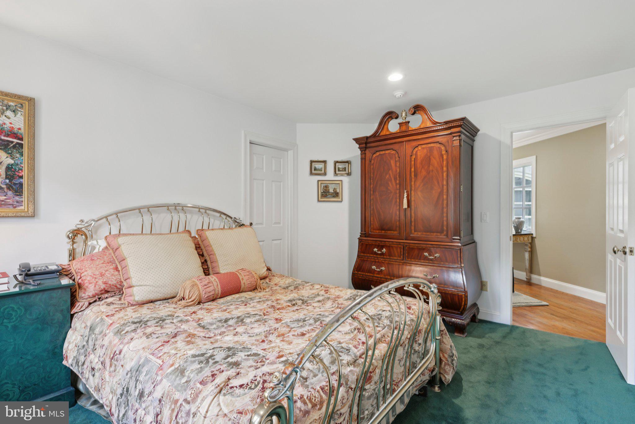 13 HAGEMAN LANE