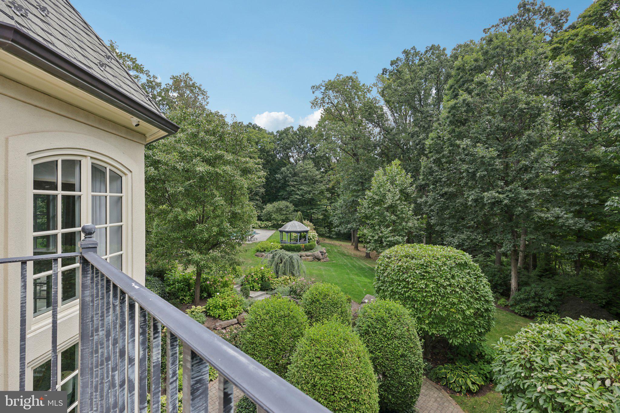 13 HAGEMAN LANE