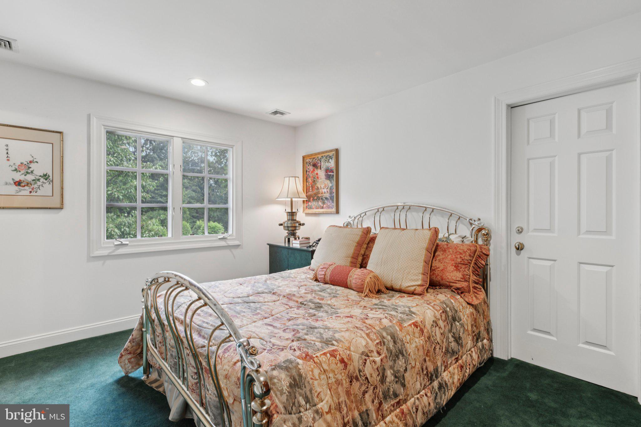 13 HAGEMAN LANE