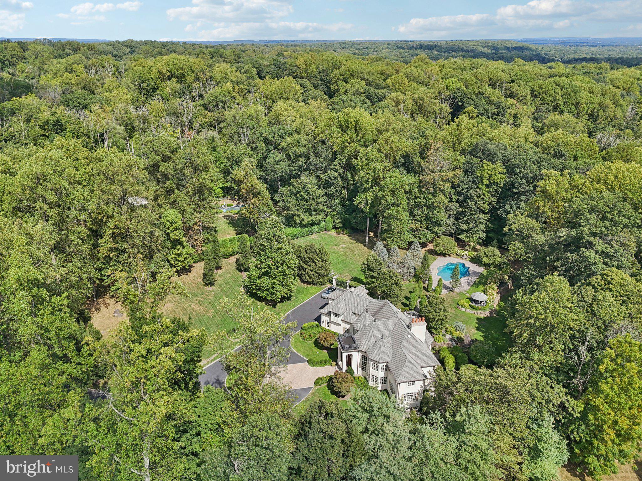 13 HAGEMAN LANE