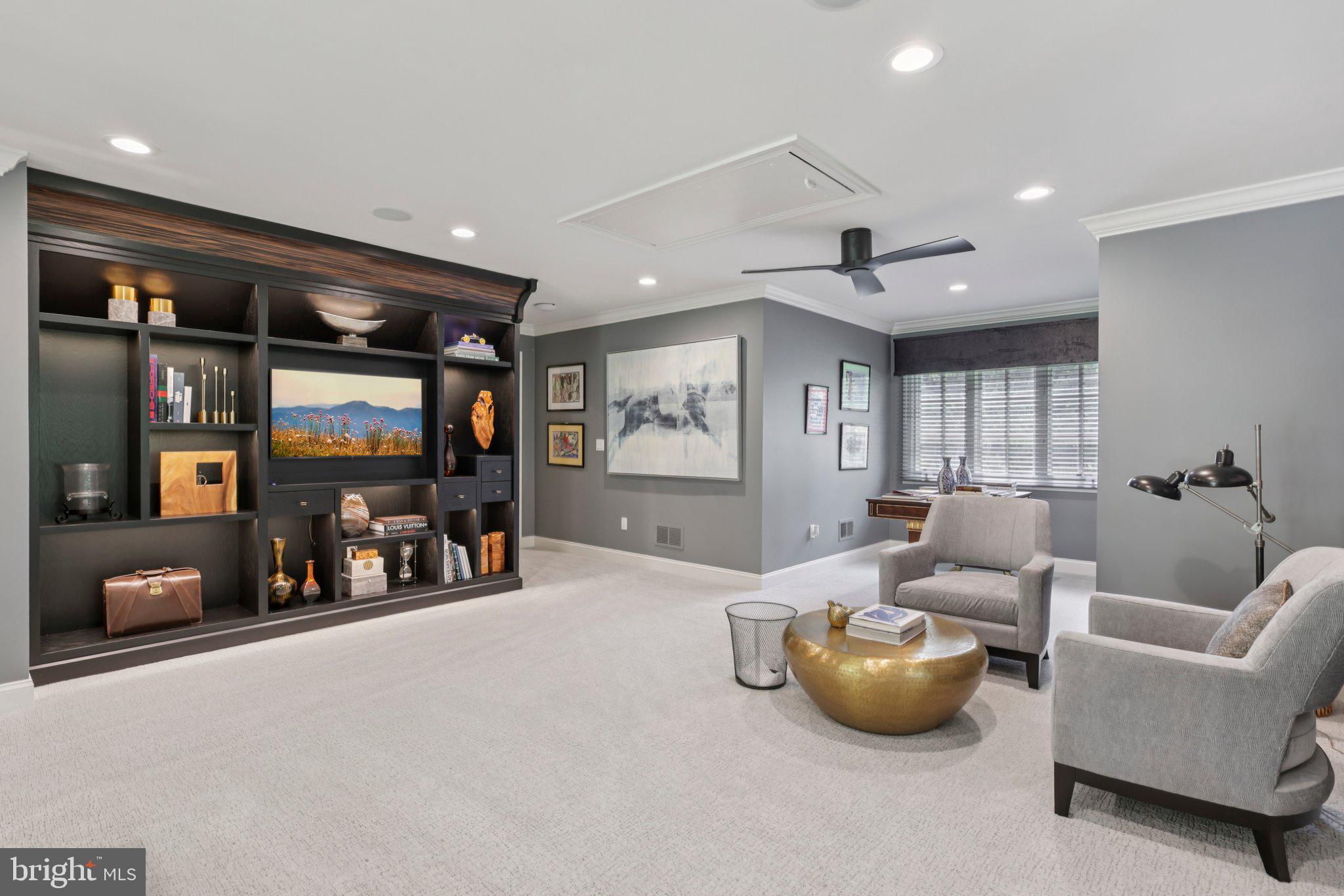 13 HAGEMAN LANE
