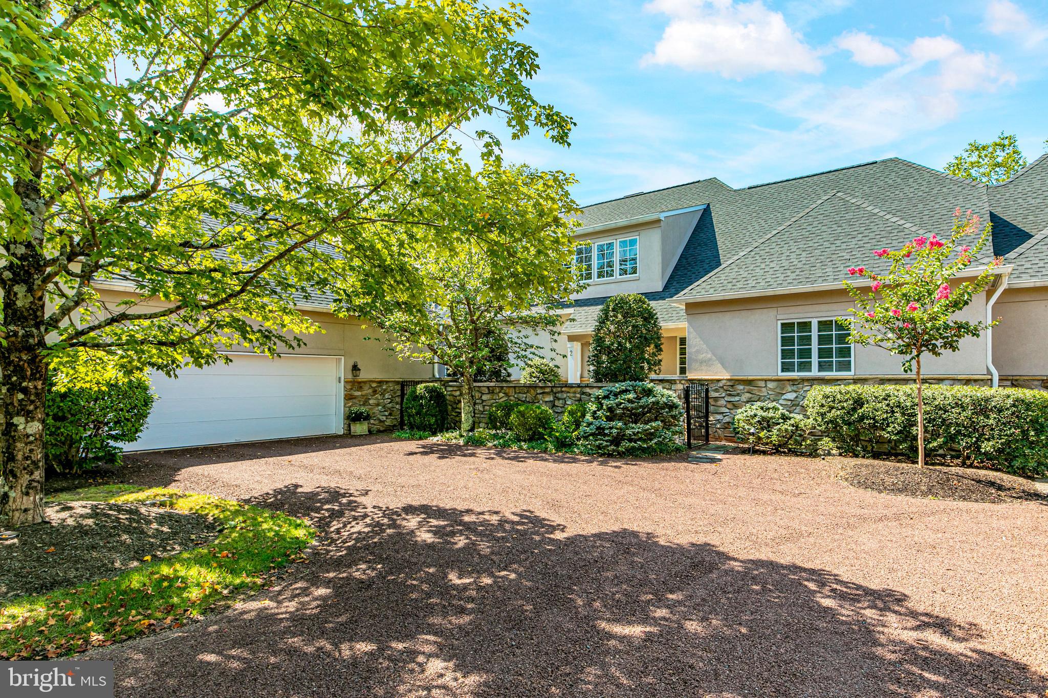 2 WINDERMERE WAY