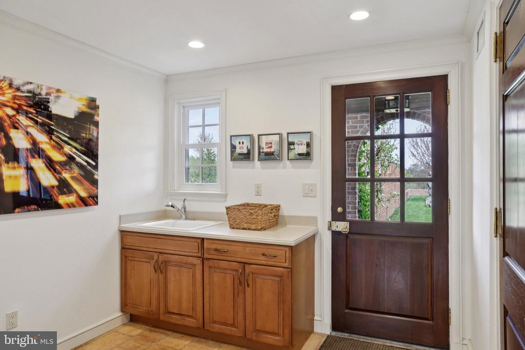 88 ELM RIDGE ROAD