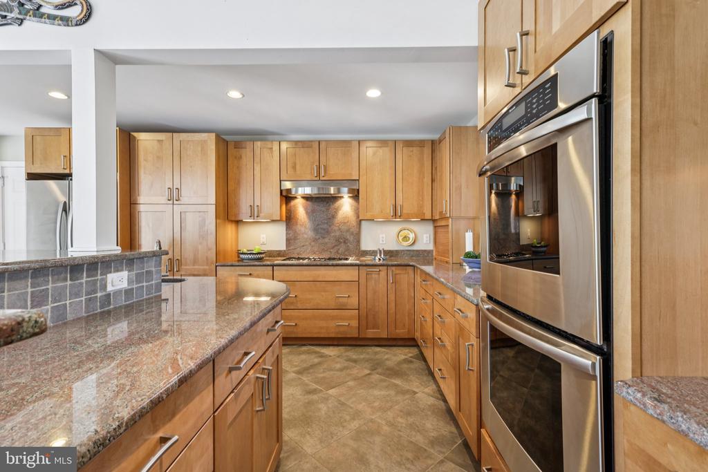113 ADAMS DRIVE